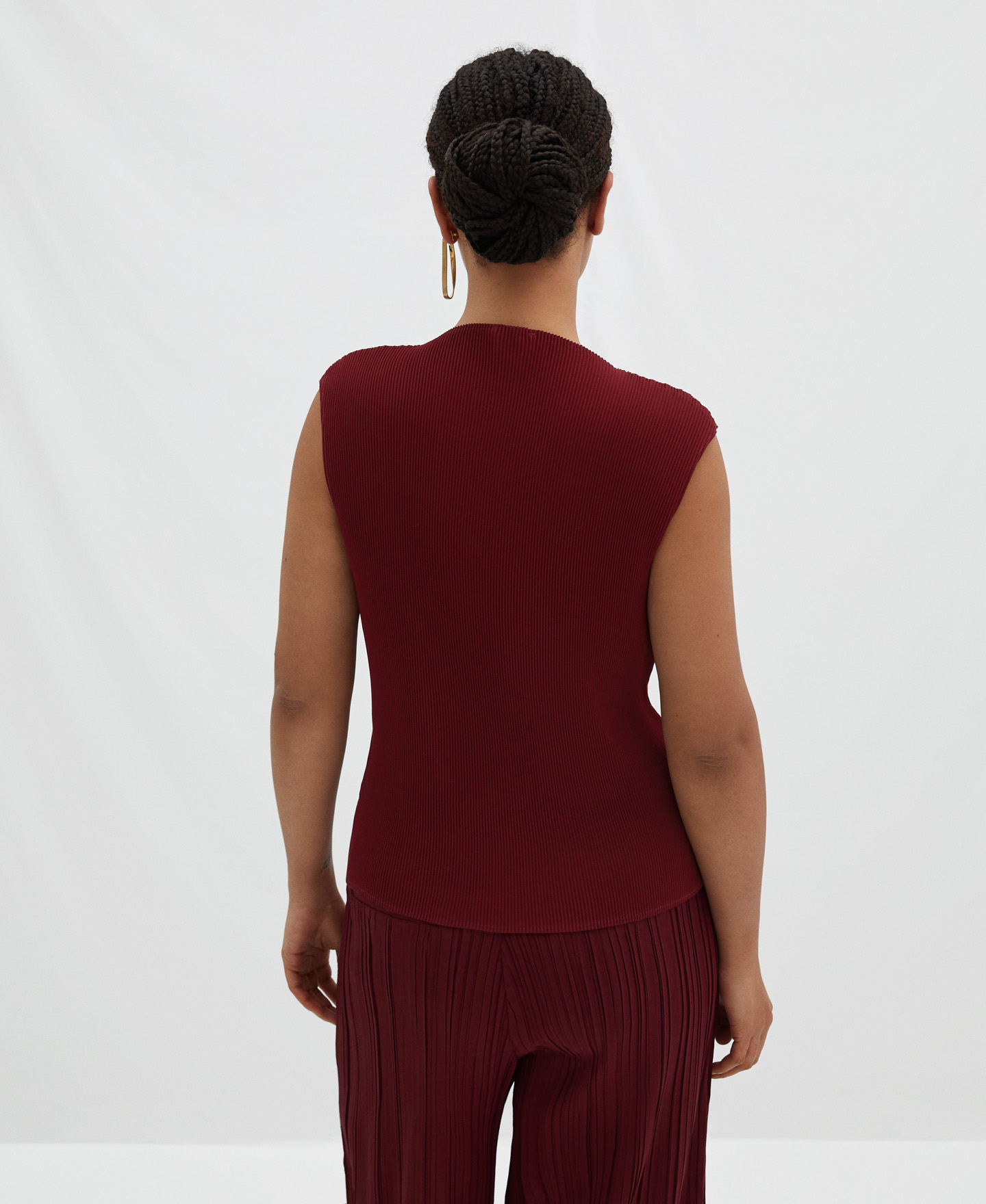 Pleated top with asymmetrical hem image number 2