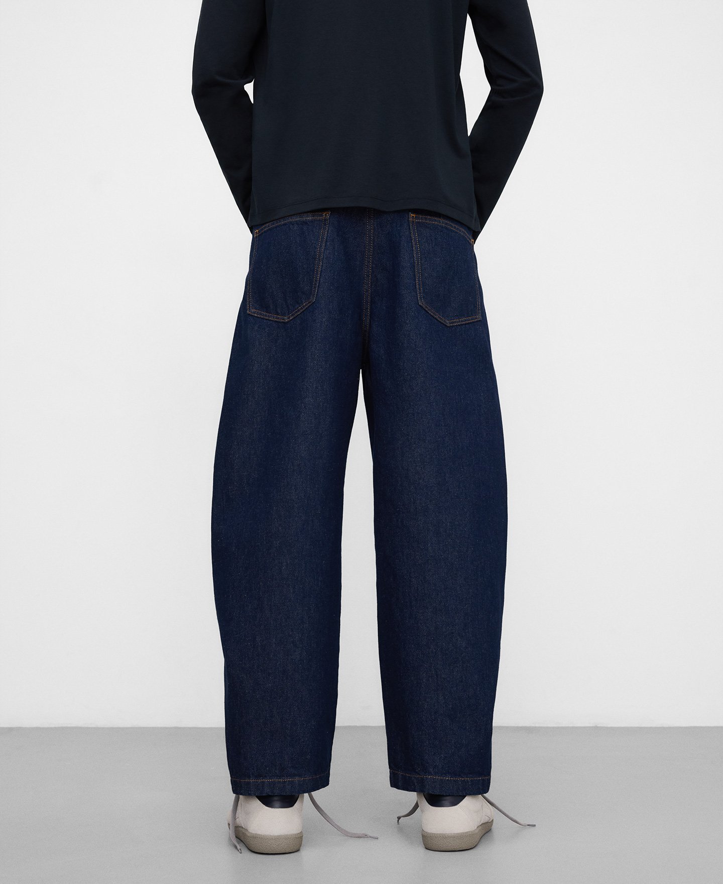 Pantal&oacute;n barrel fit denim algod&oacute;n image number 2