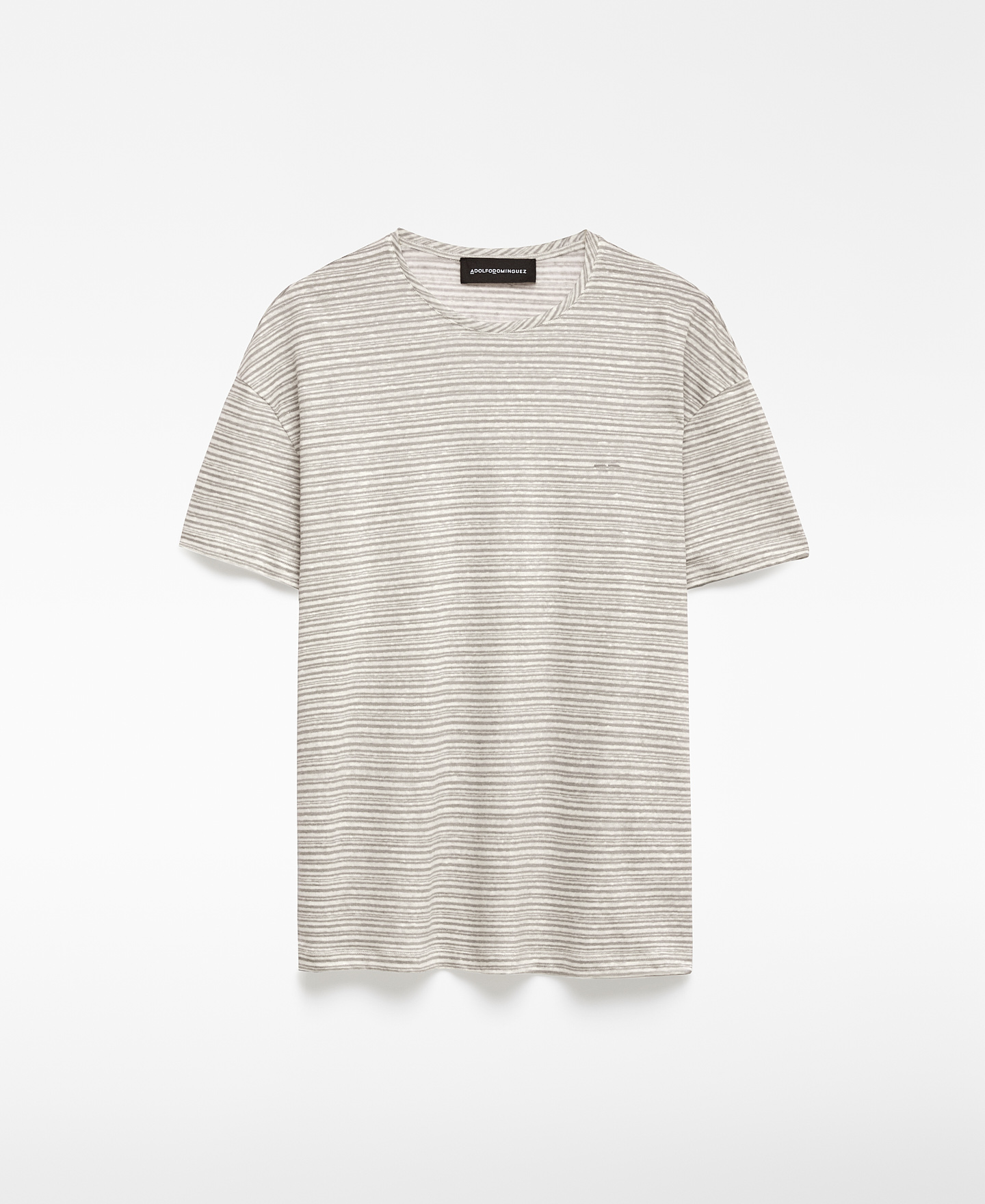 European linen structured T-shirt man image number 4