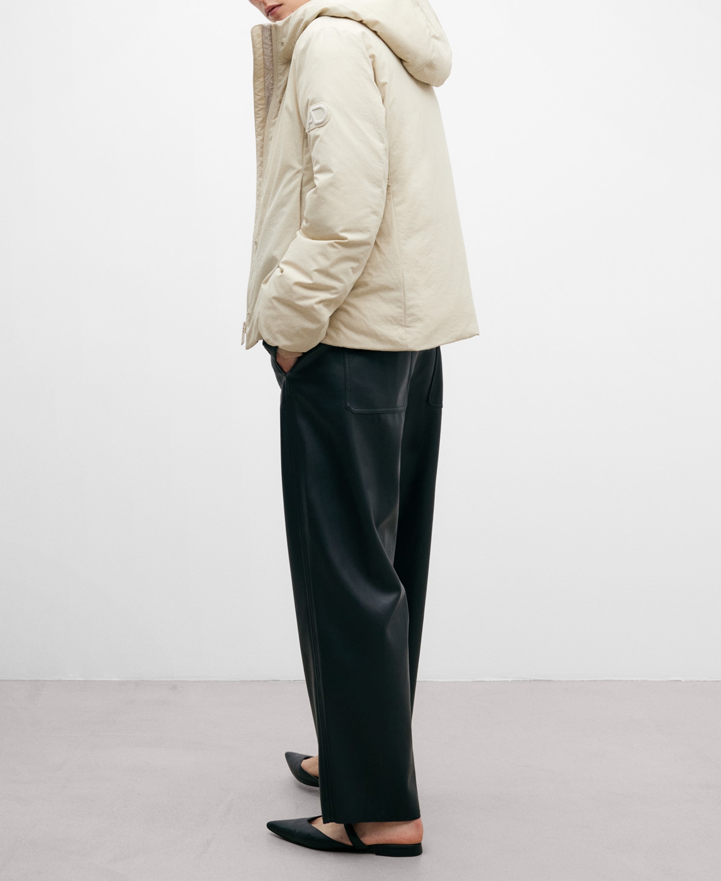 Padded jacket for women image number 2