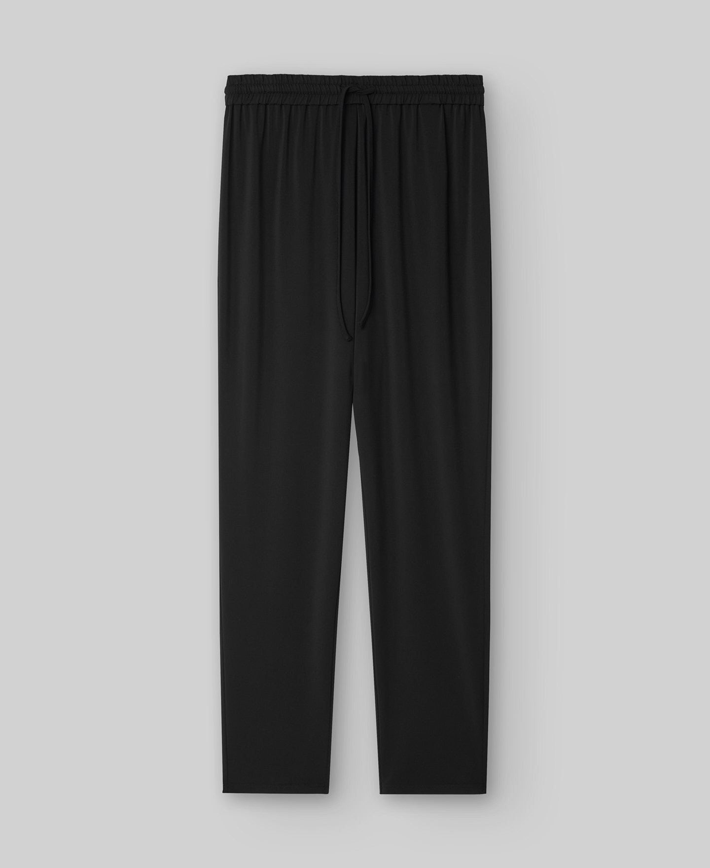 Pantal&oacute;n jogger negro mujer image number 4