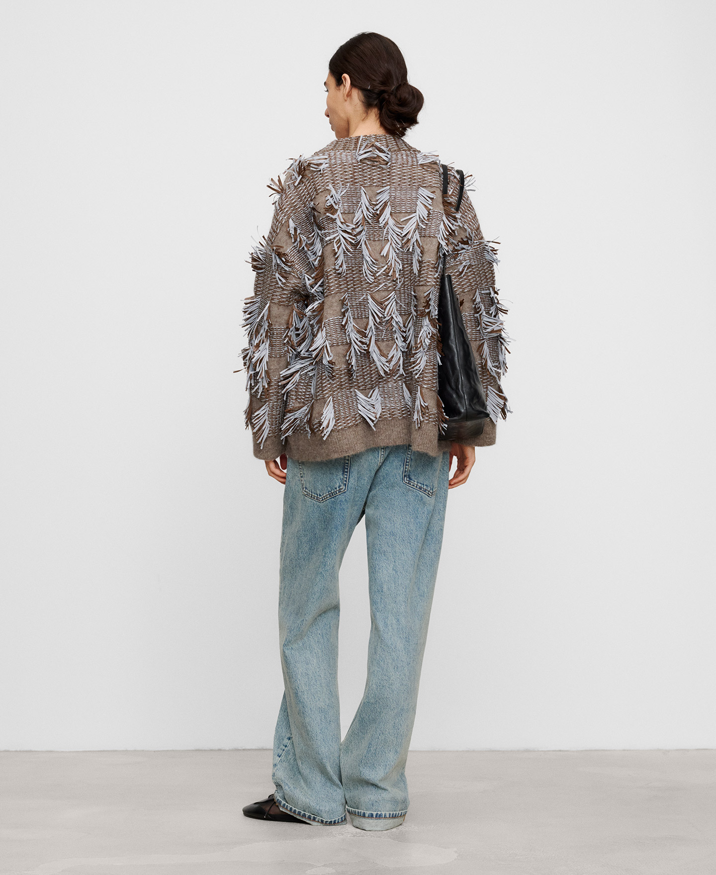 Jacquard oversize cardigan with fringes image number 2