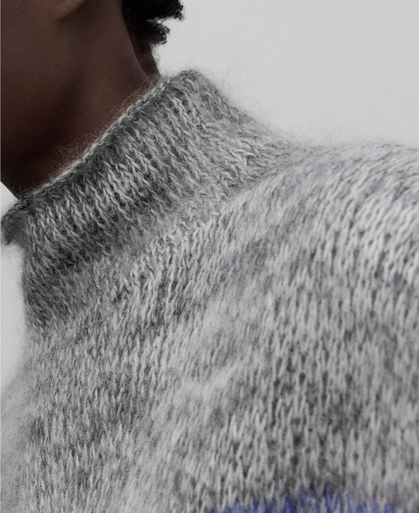 Gradient knit vest woman image number 3