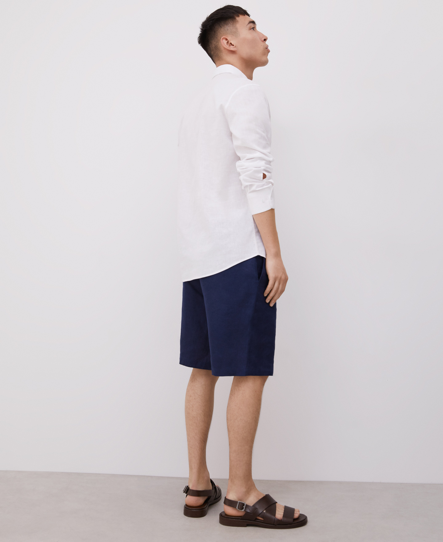 White shirt in cotton and linen image number 1