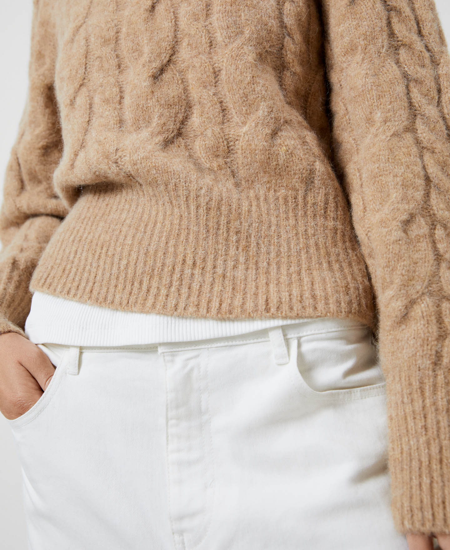 Merino wool funnel collar sweater image number 3