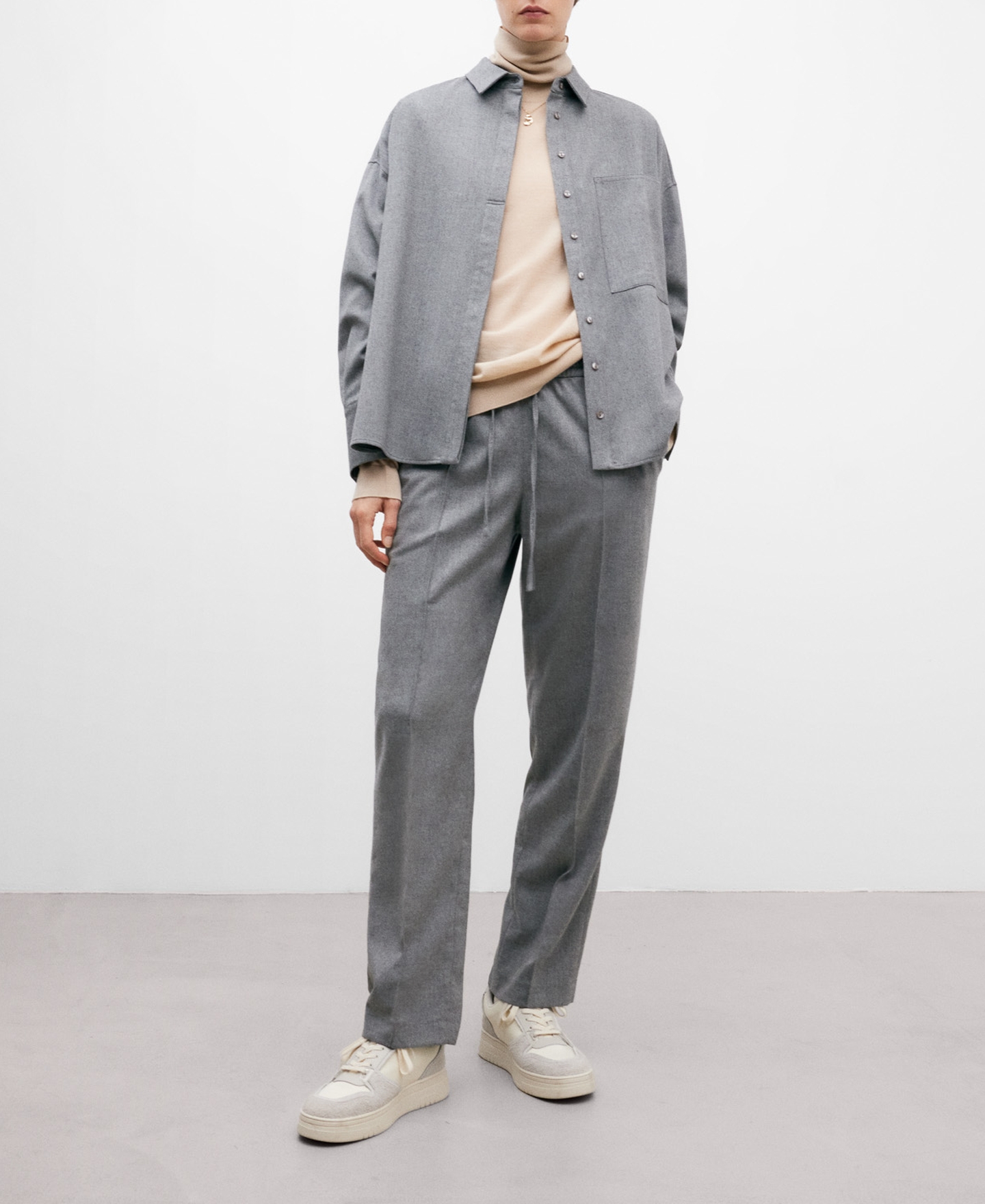 Grey patch pocket shirt for women image number 1