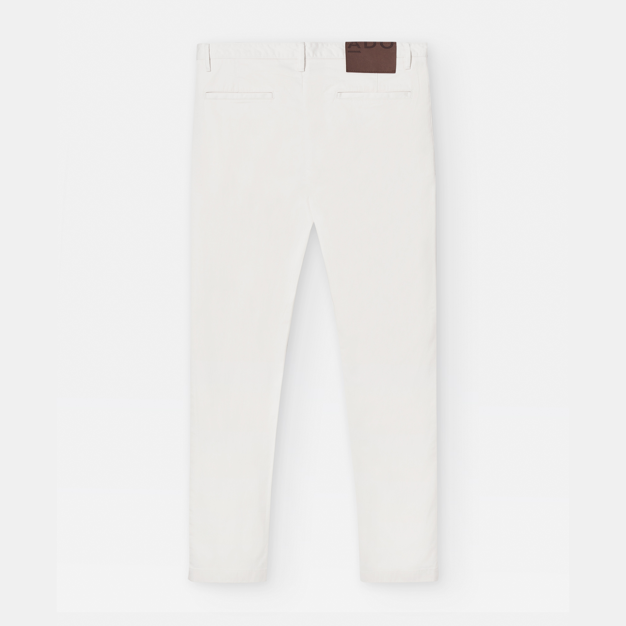 Pantalón chino en algodón responsable image number 5