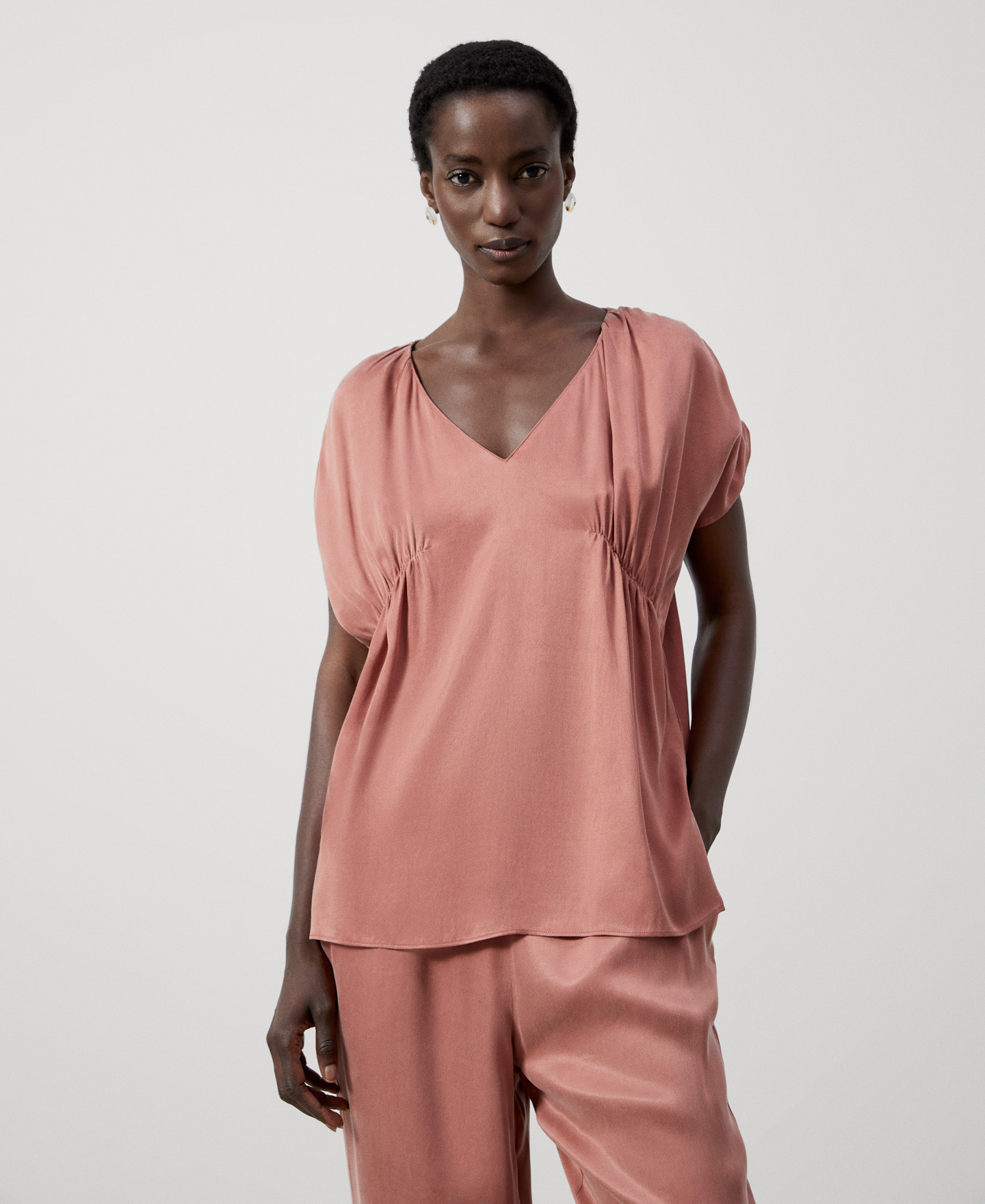 Cupro V-neckline blouse image number 0