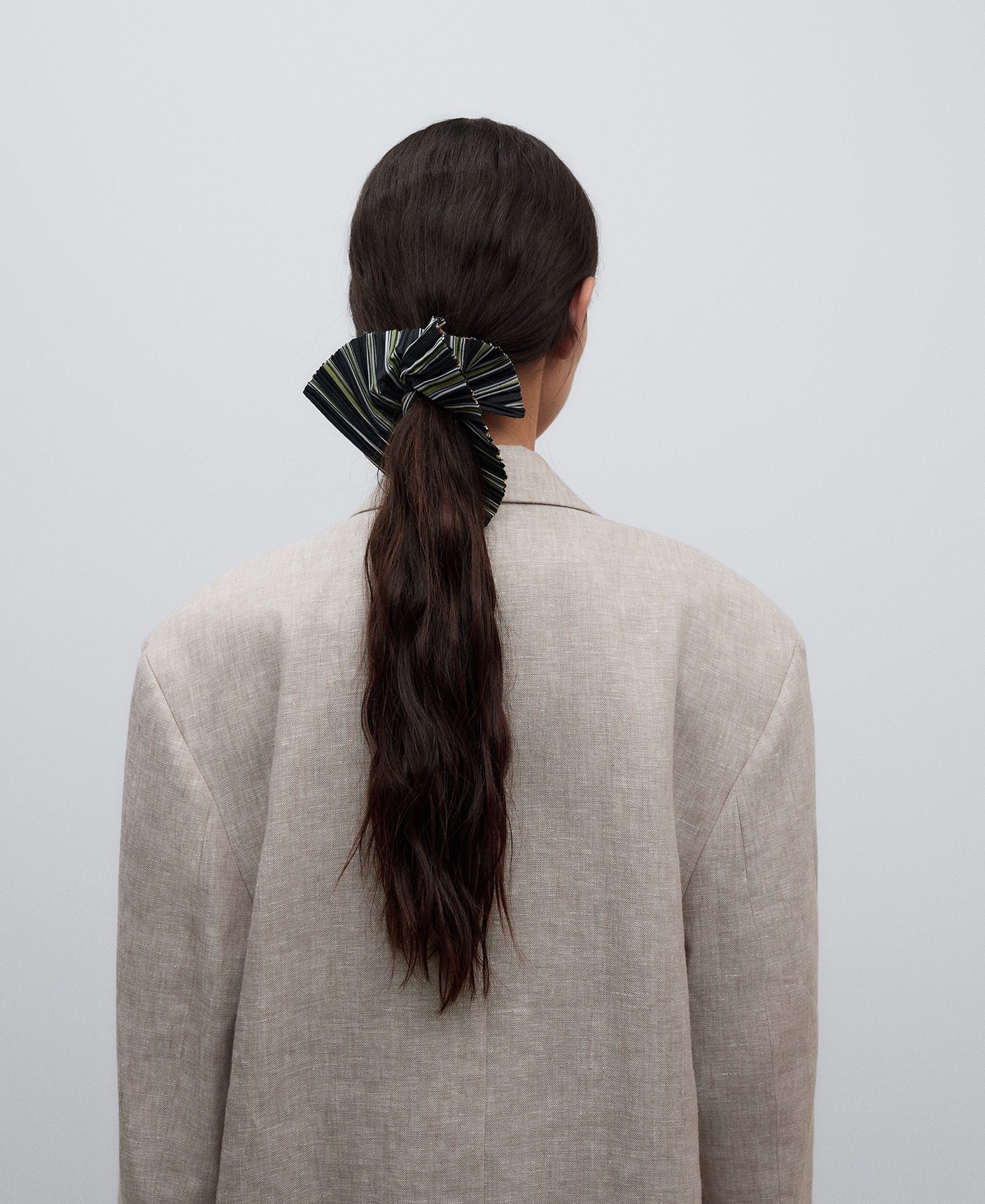 Printed crinkle scrunchie woman image number 3