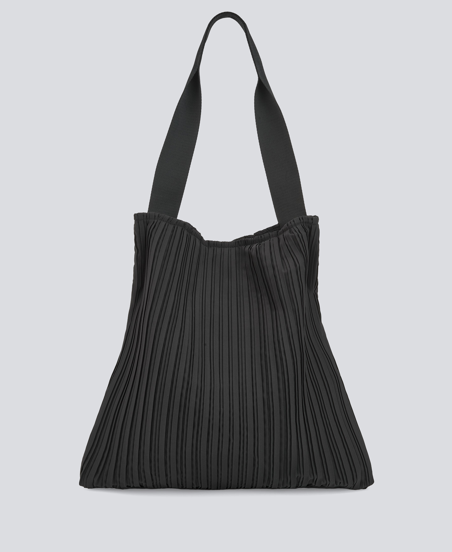 Large black crinkle shopper for women image number 1