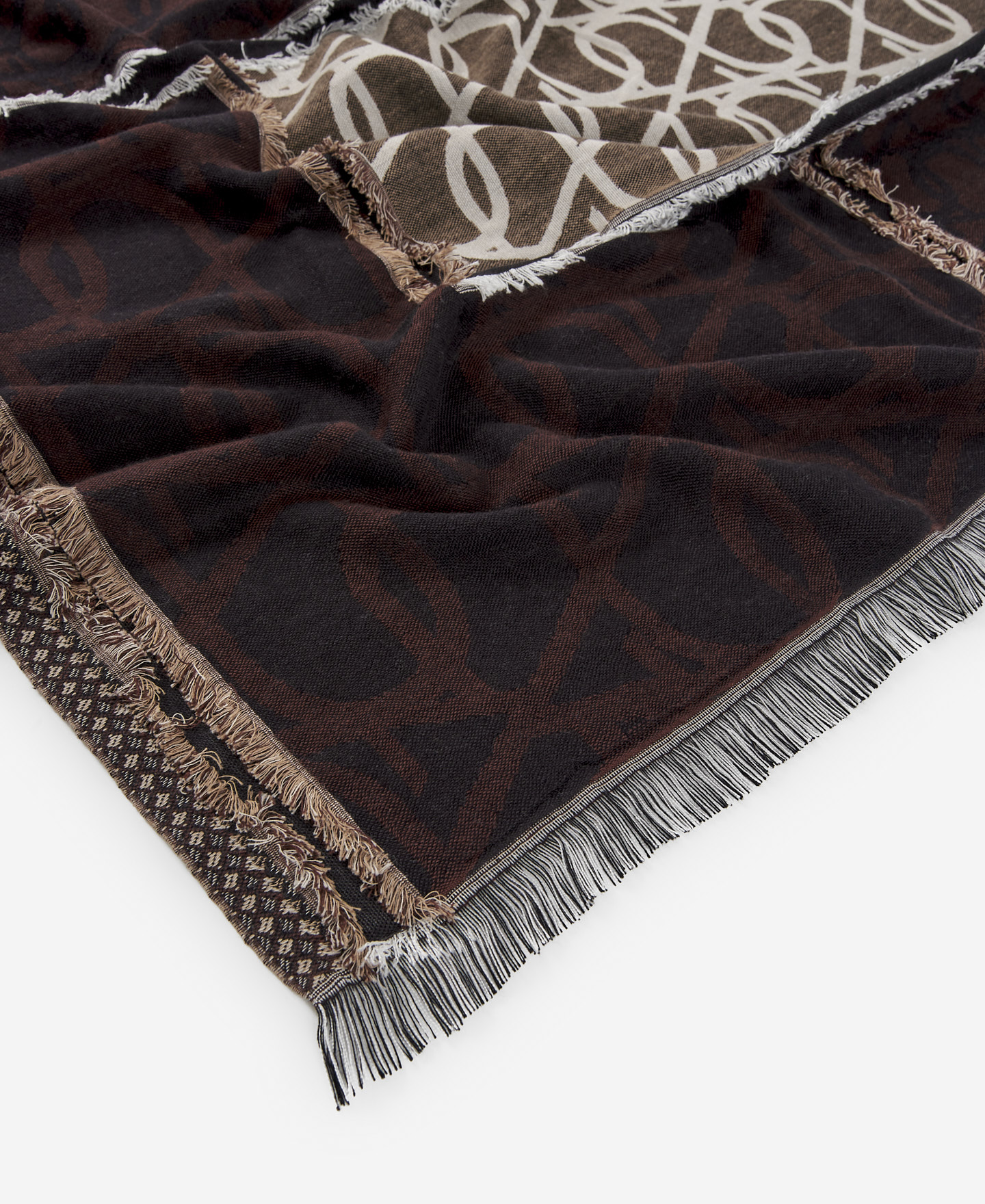 Patchwork printed jacquard shawl image number 2