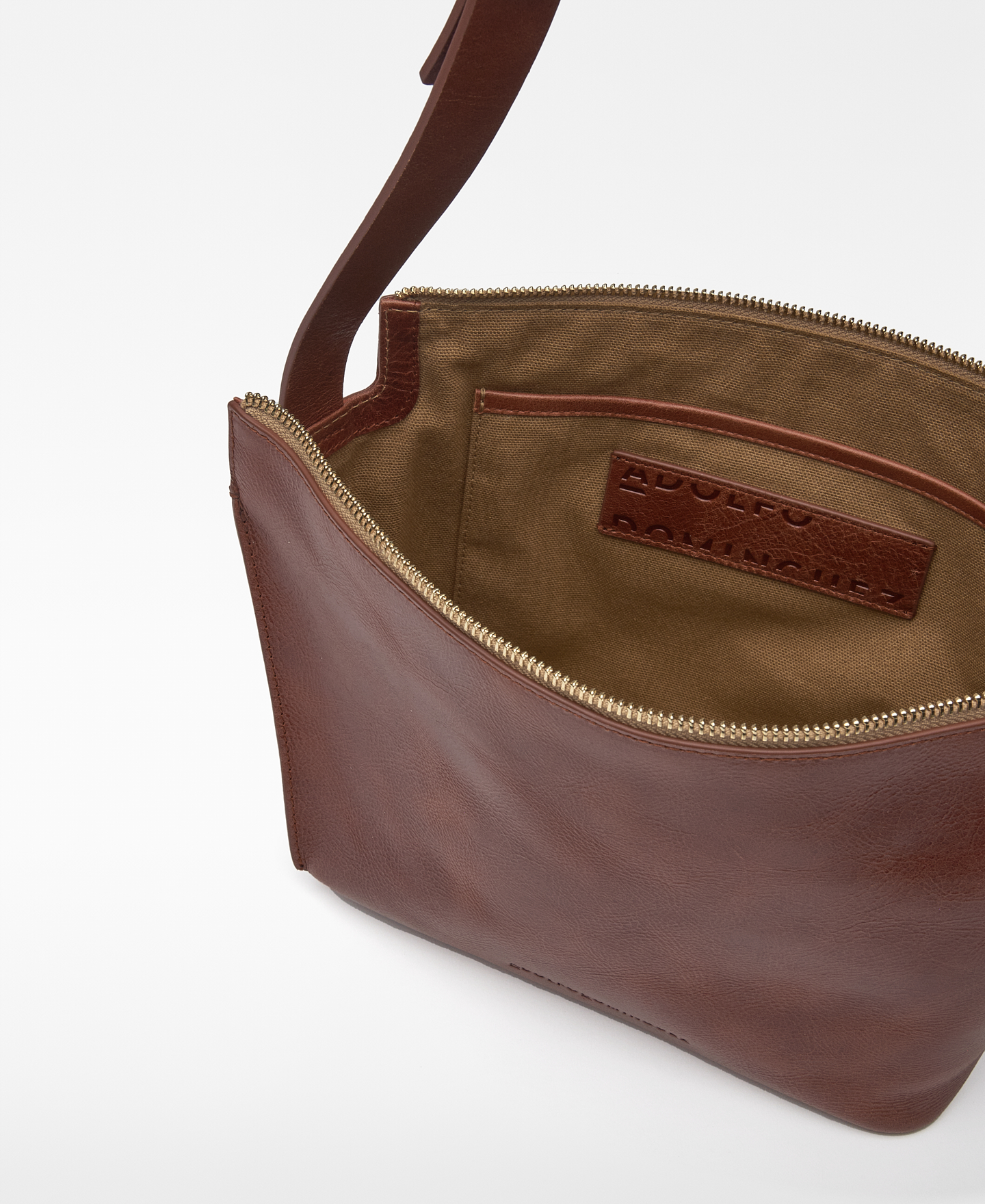 Orión medium crossbody woman image number 3