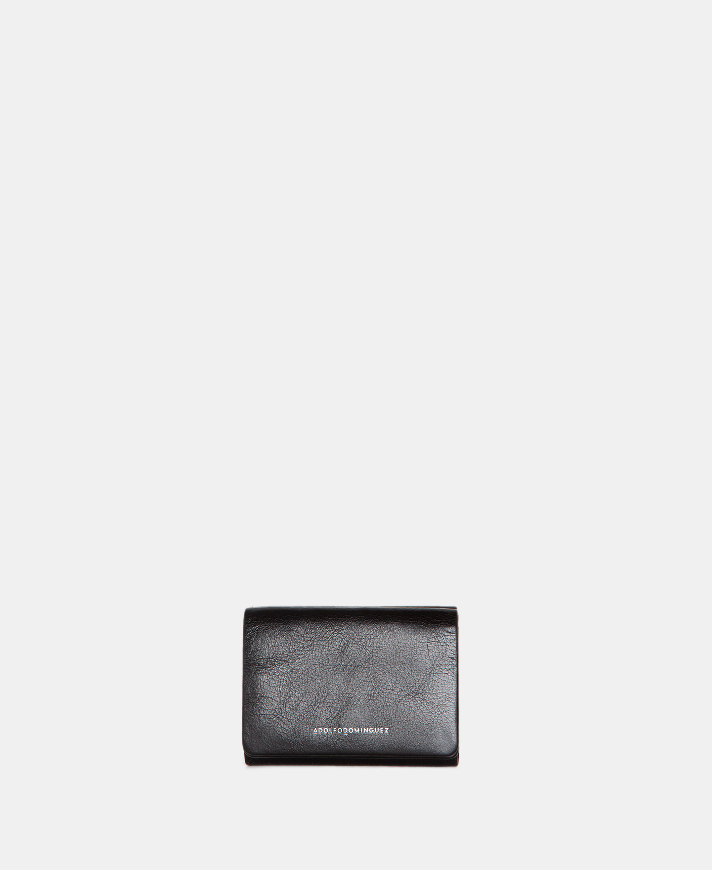 Semi-gloss leather wallet responsible image number 0