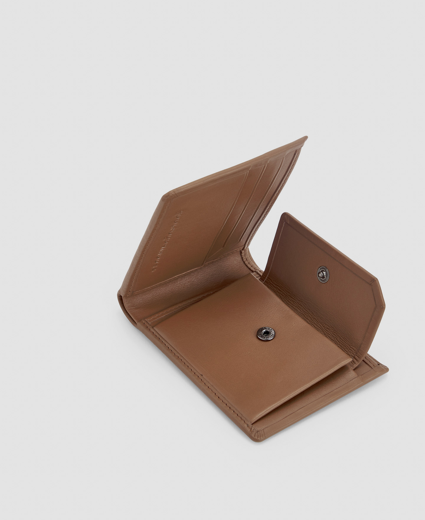 Responsible leather logo wallet image number 2