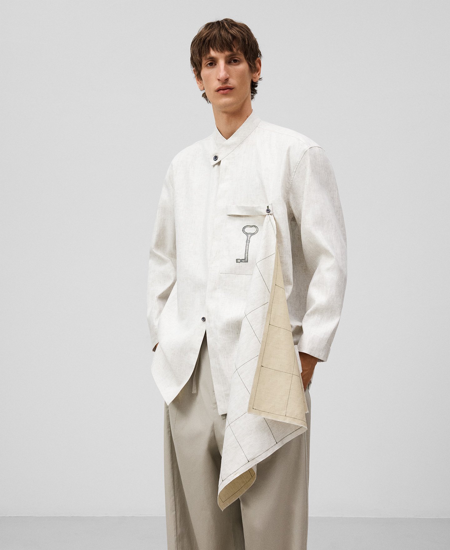 European linen printed key shirt man image number 0
