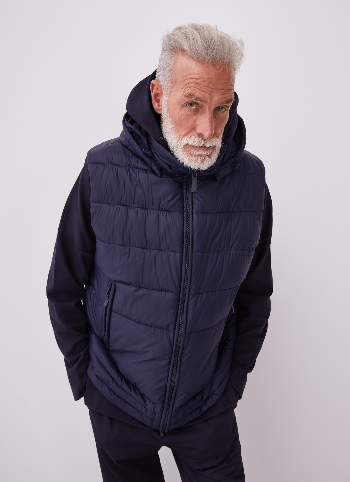 Recycled polyamide hooded waistcoat image number 2