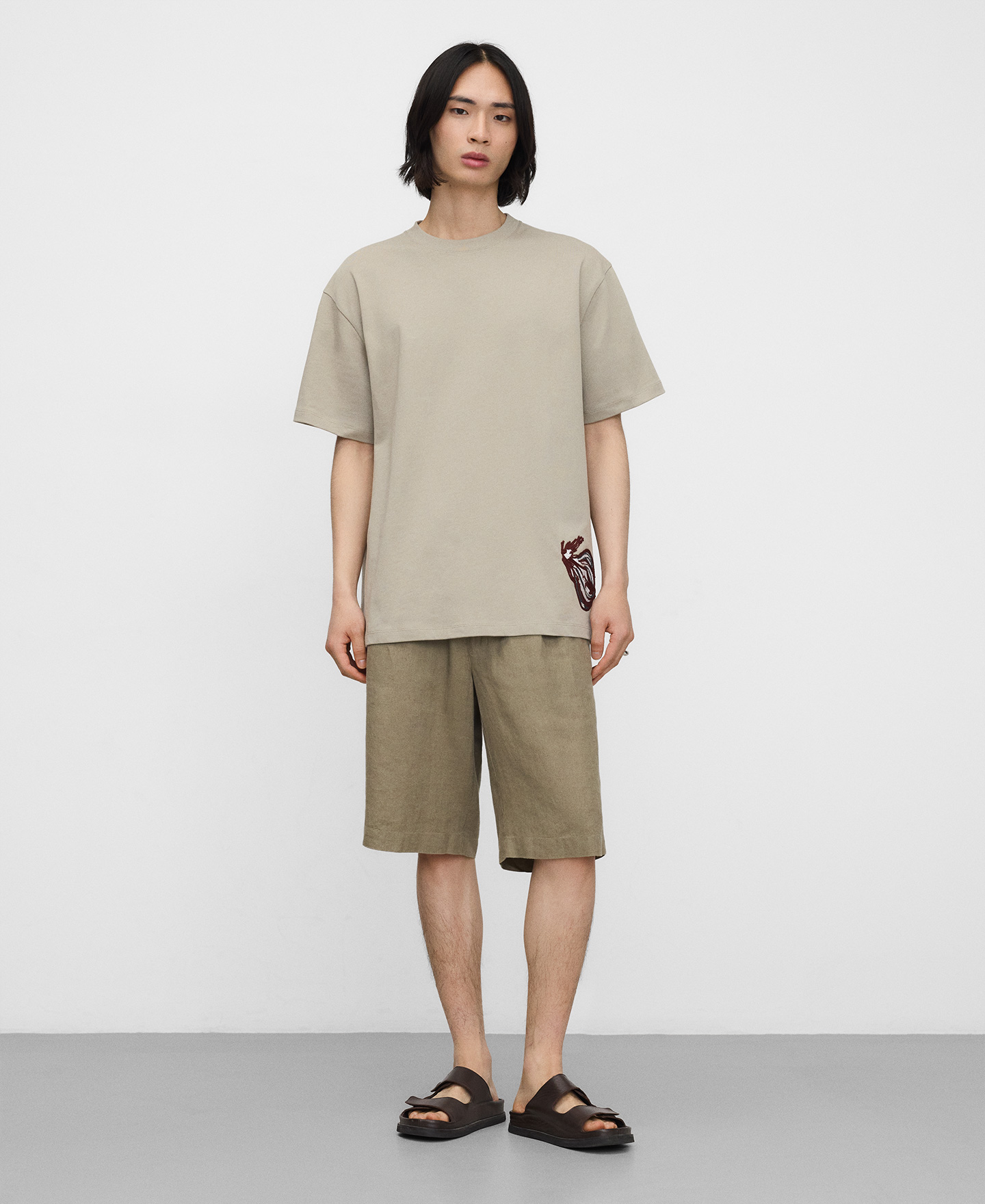 Camiseta oversize bordada em algod&atilde;o image number 1