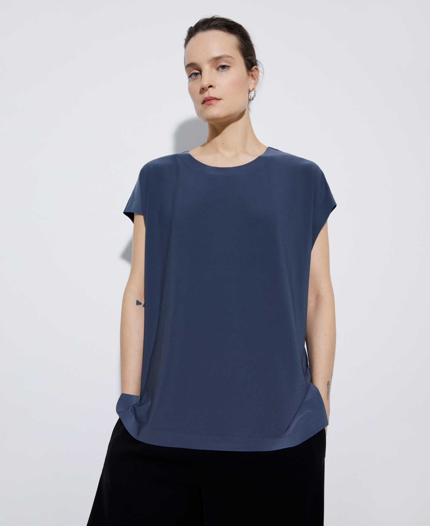 Box neckline t-shirt image number 0