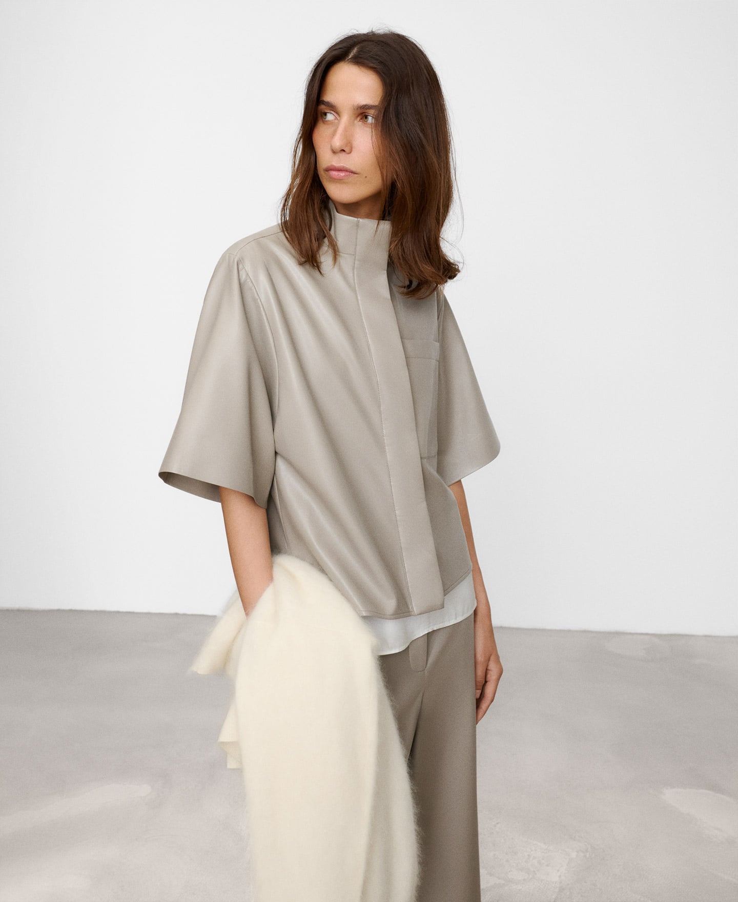 Leather-Non-Leather band collar shirt image number 0