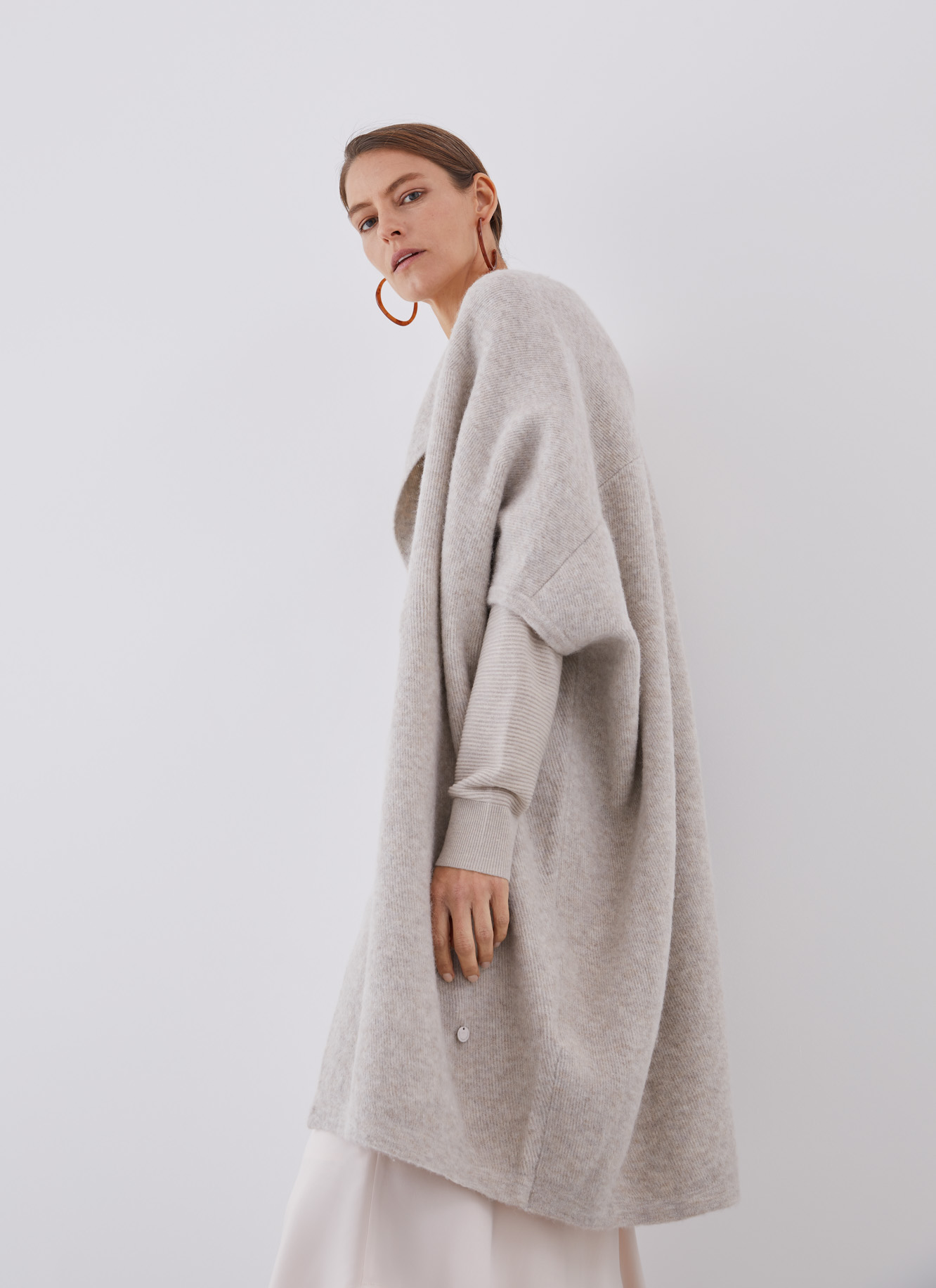 Alpaca & merino wool knitted cardigan image number 4