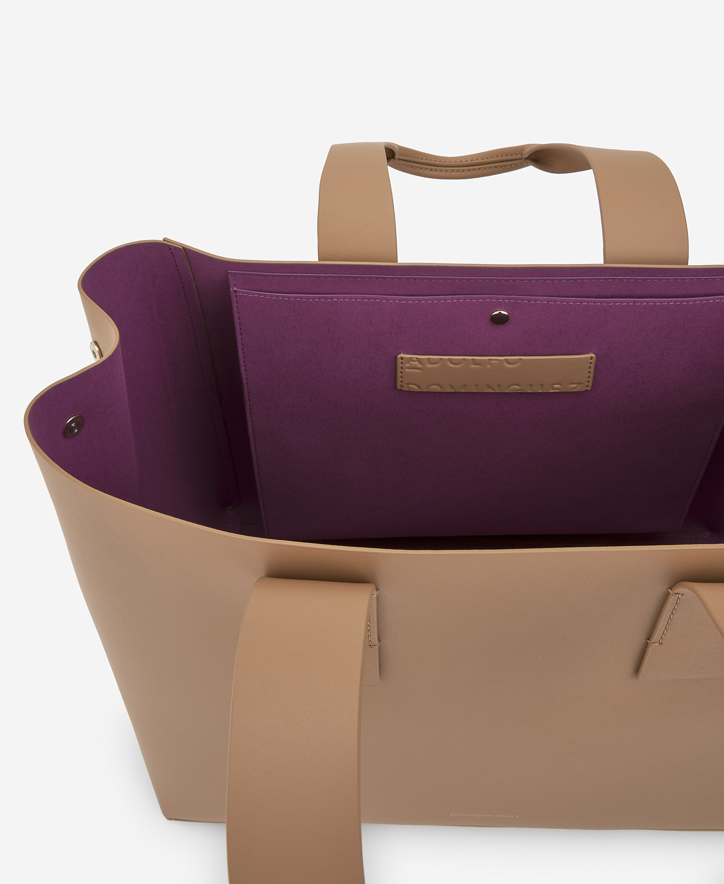 Bolso grande camel en piel responsable image number 3