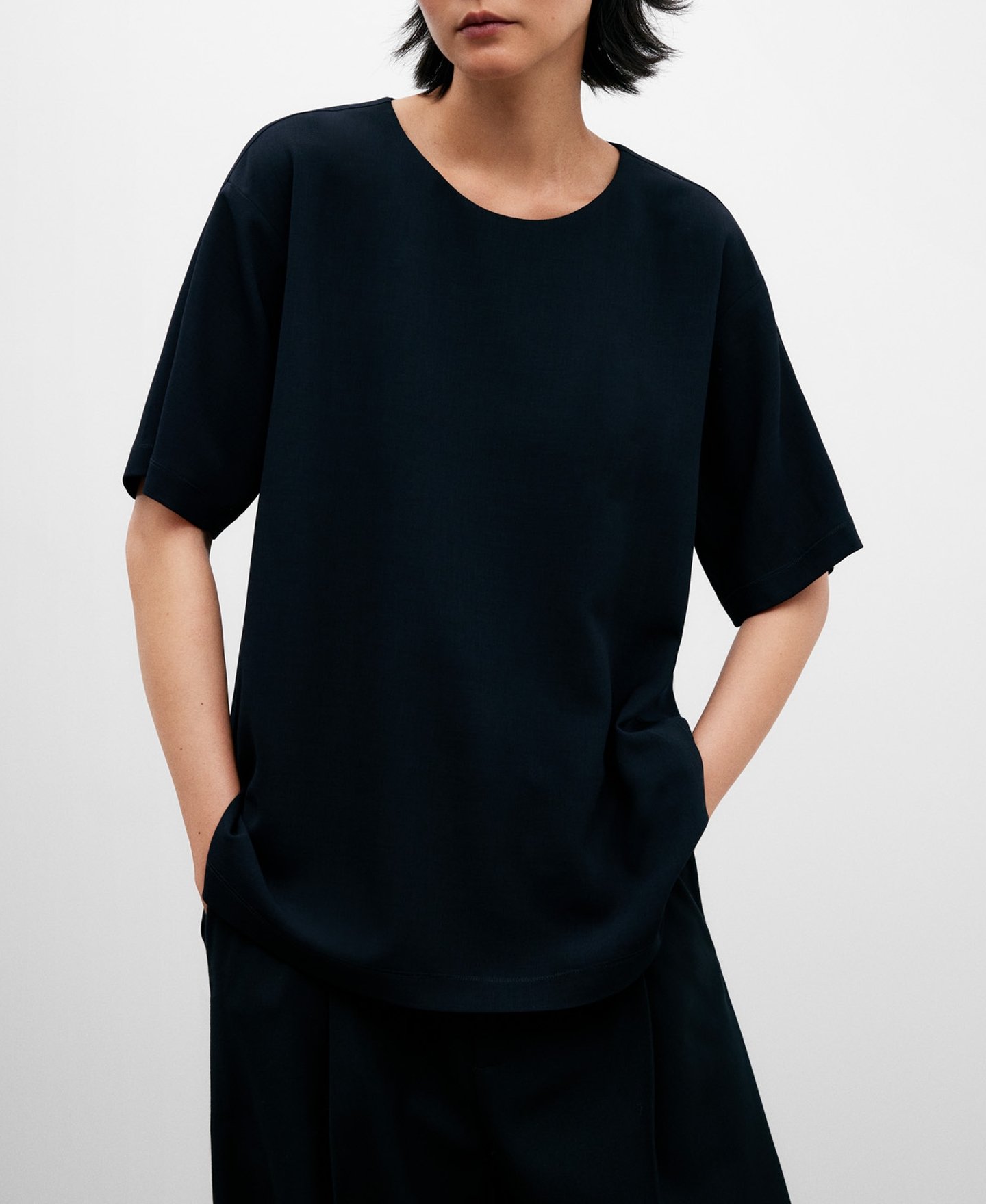 Blusa azul marino manga al codo mujer image number 0