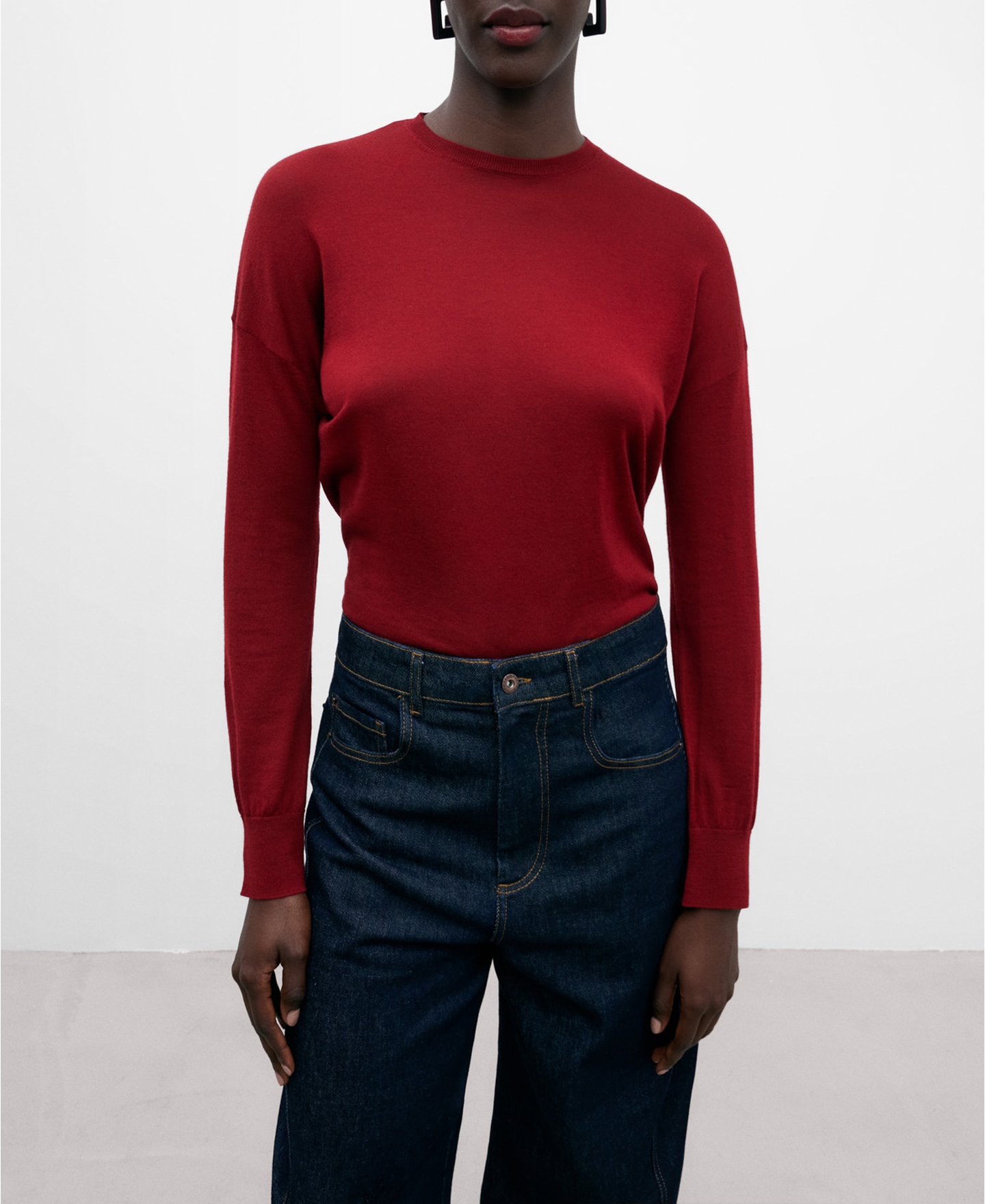 Jersey cuello caja en lana merino image number 0