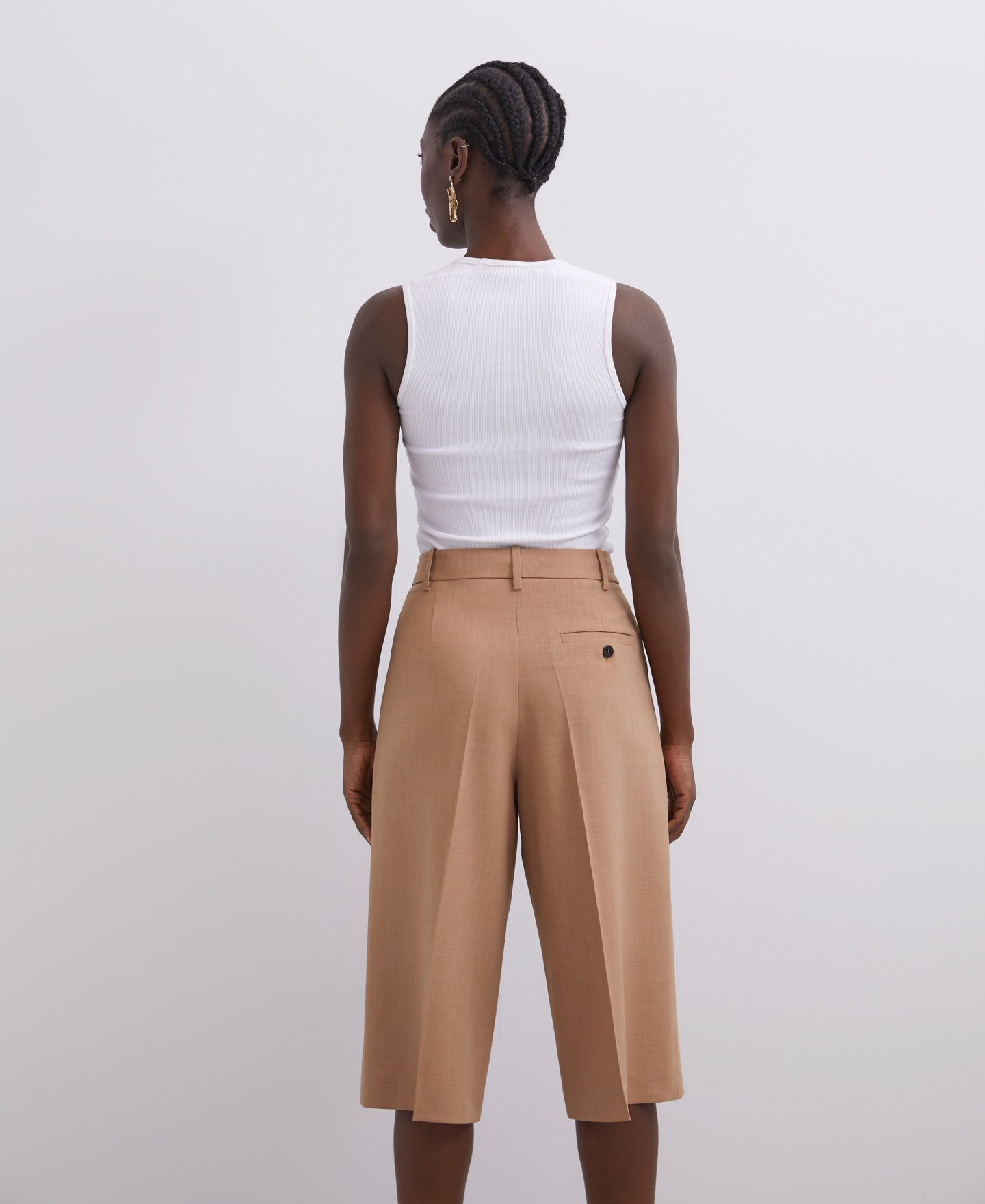 Straight silhouette long bermuda shorts image number 2