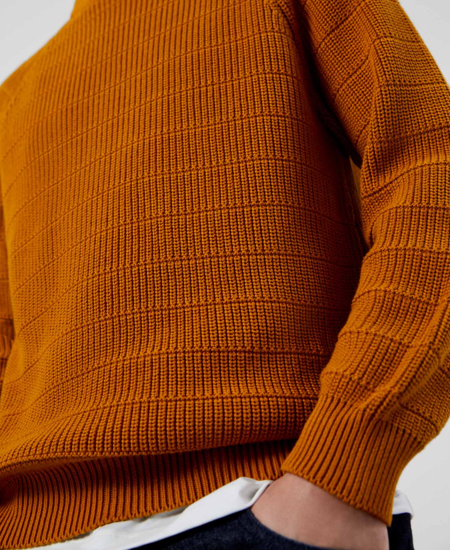 Crew neck organic cotton sweater image number 3