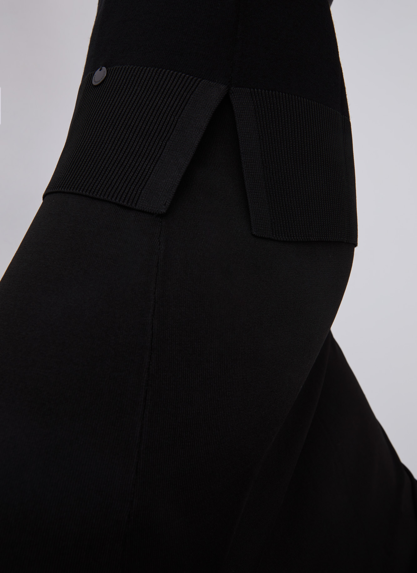 Merino wool short sleeve sweater image number 2