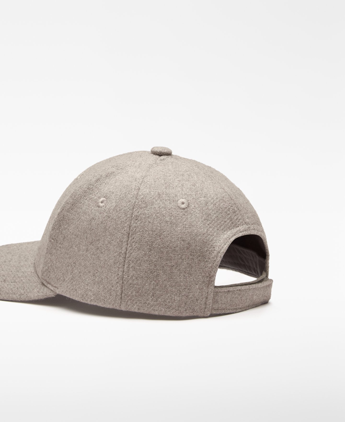 Embroidered logo cap man image number 2
