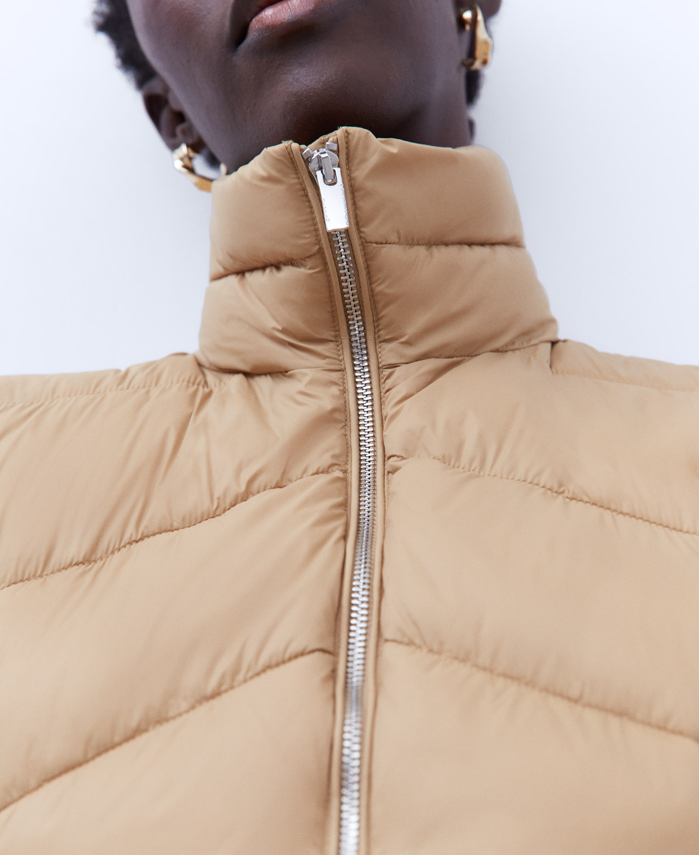 Fitted padded waistcoat image number 3