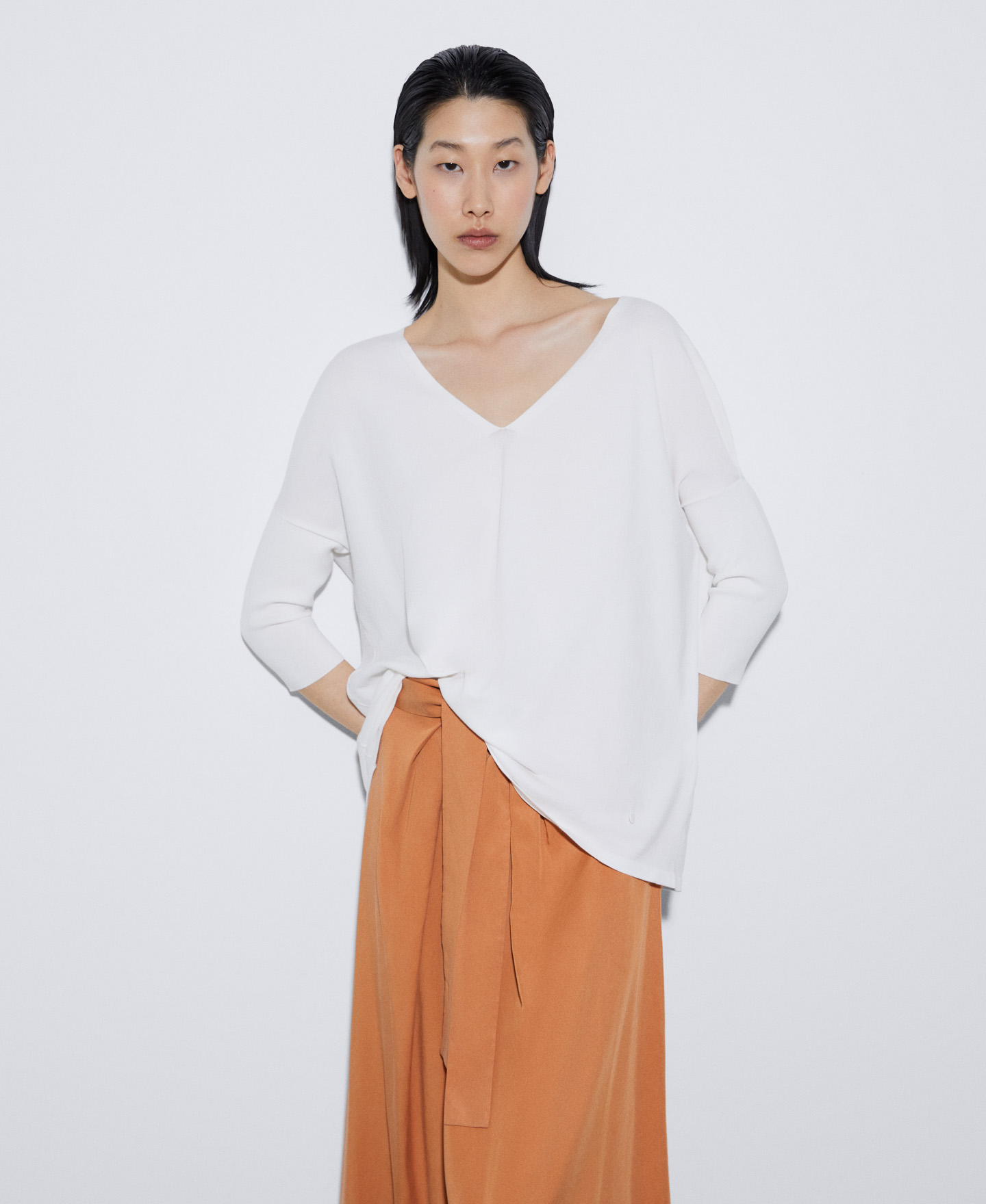 V-neck sweater in viscose image number 0