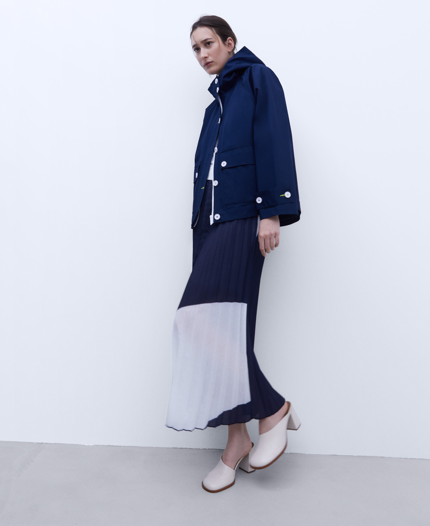Soleil pleated long skirt image number 1