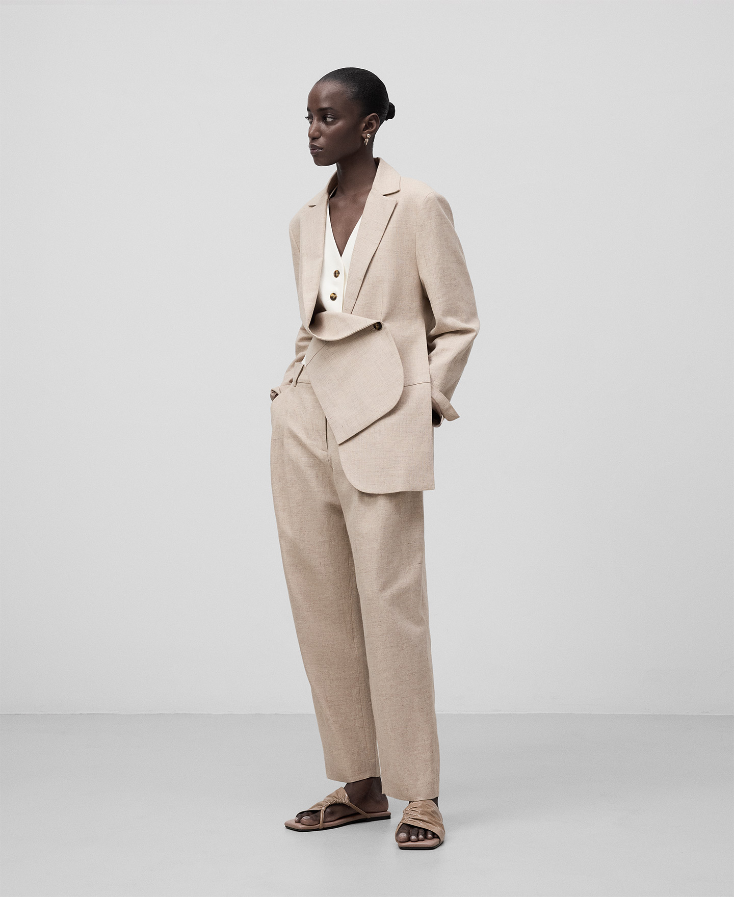 Linen blend asymmetrical blazer woman image number 1