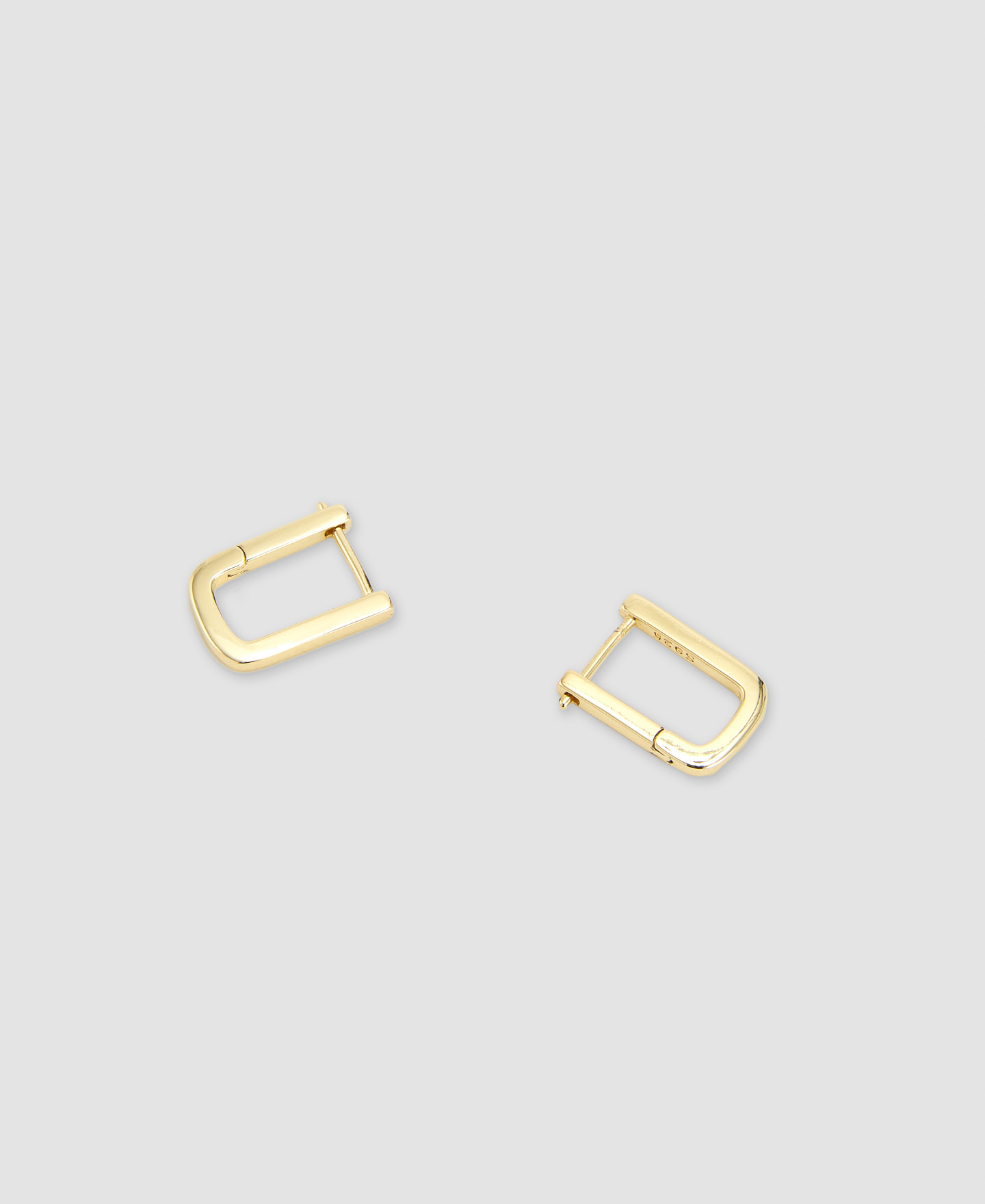 Basic quadrangular silver earring image number 1