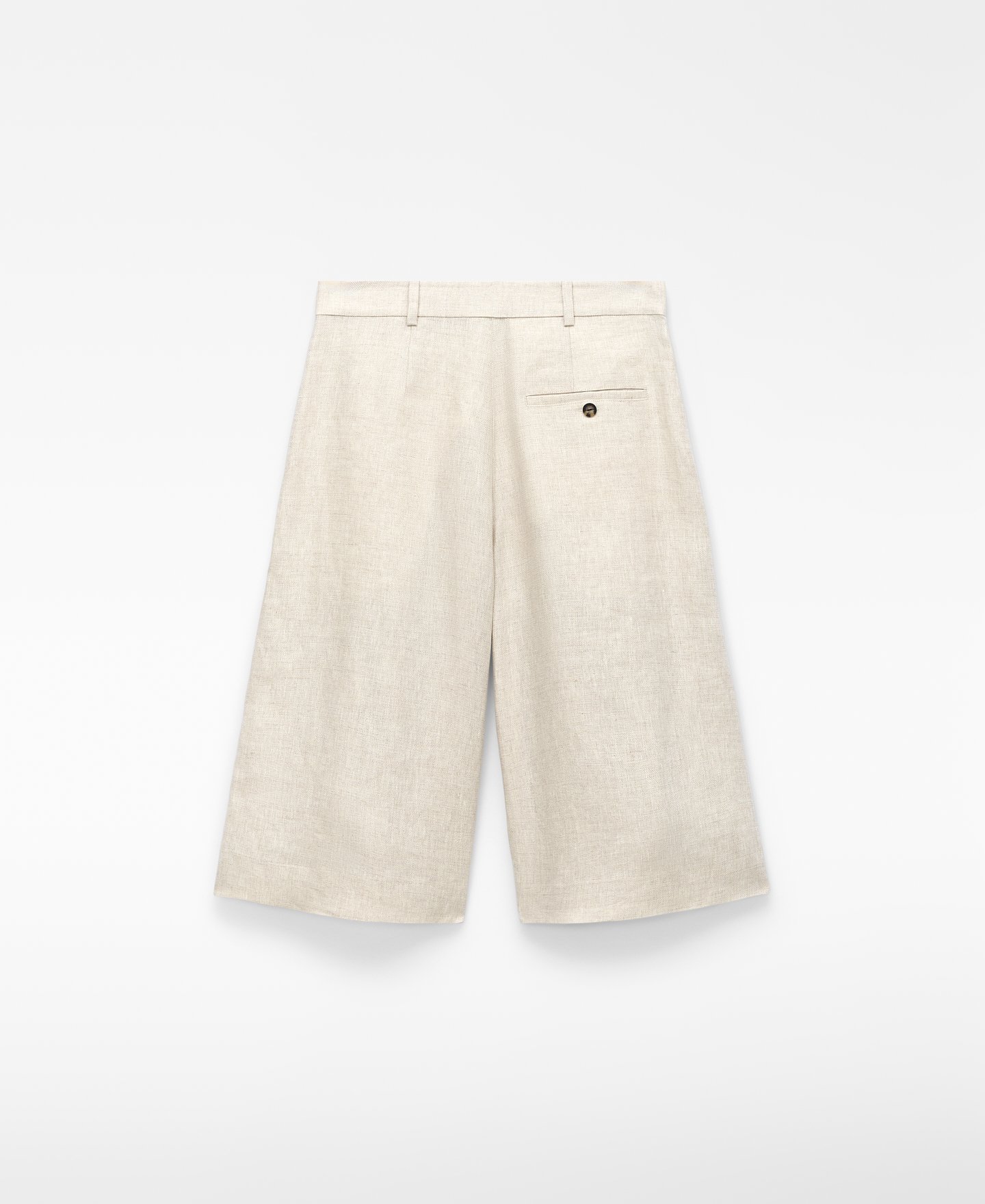 Linen double-pleated bermuda shorts image number 5