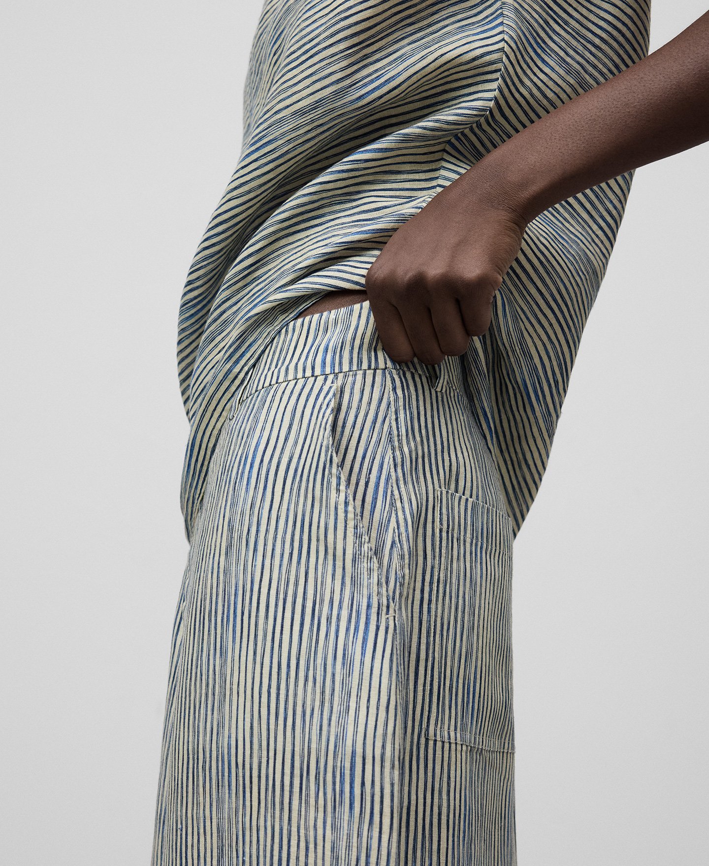 Linen striped asymmetrical top woman image number 4