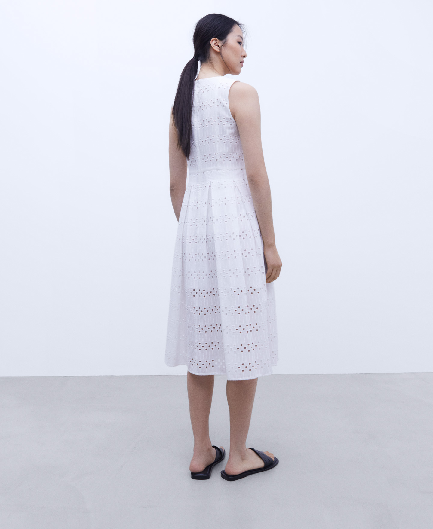 Embroidered square neckline dress image number 2
