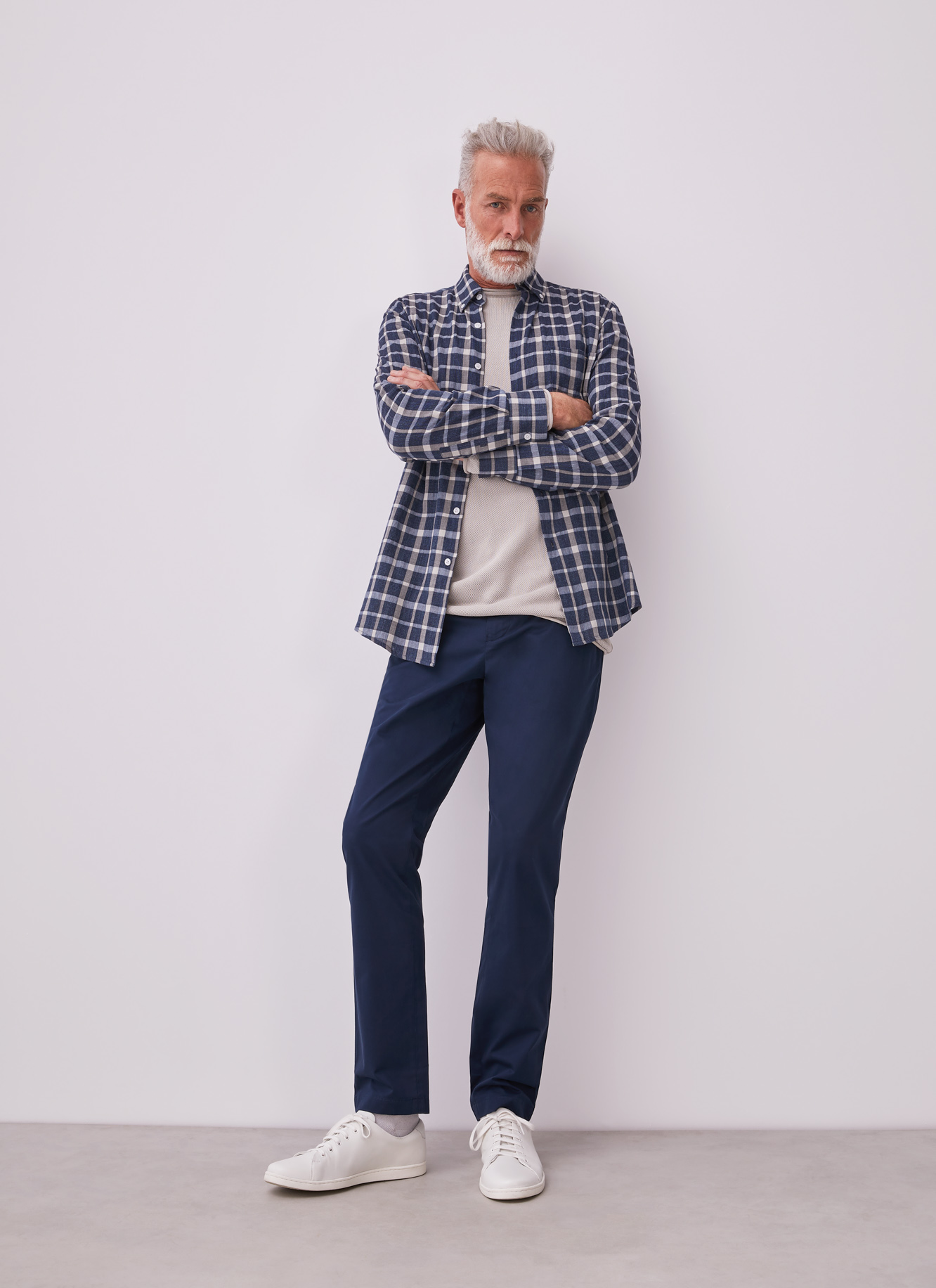 Elastic cotton trousers image number 5