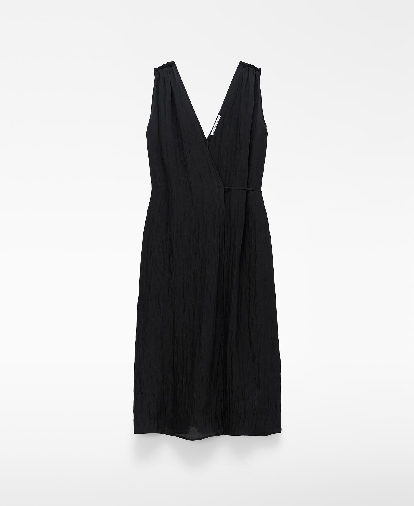 Winkled-effect wrap dress image number 4