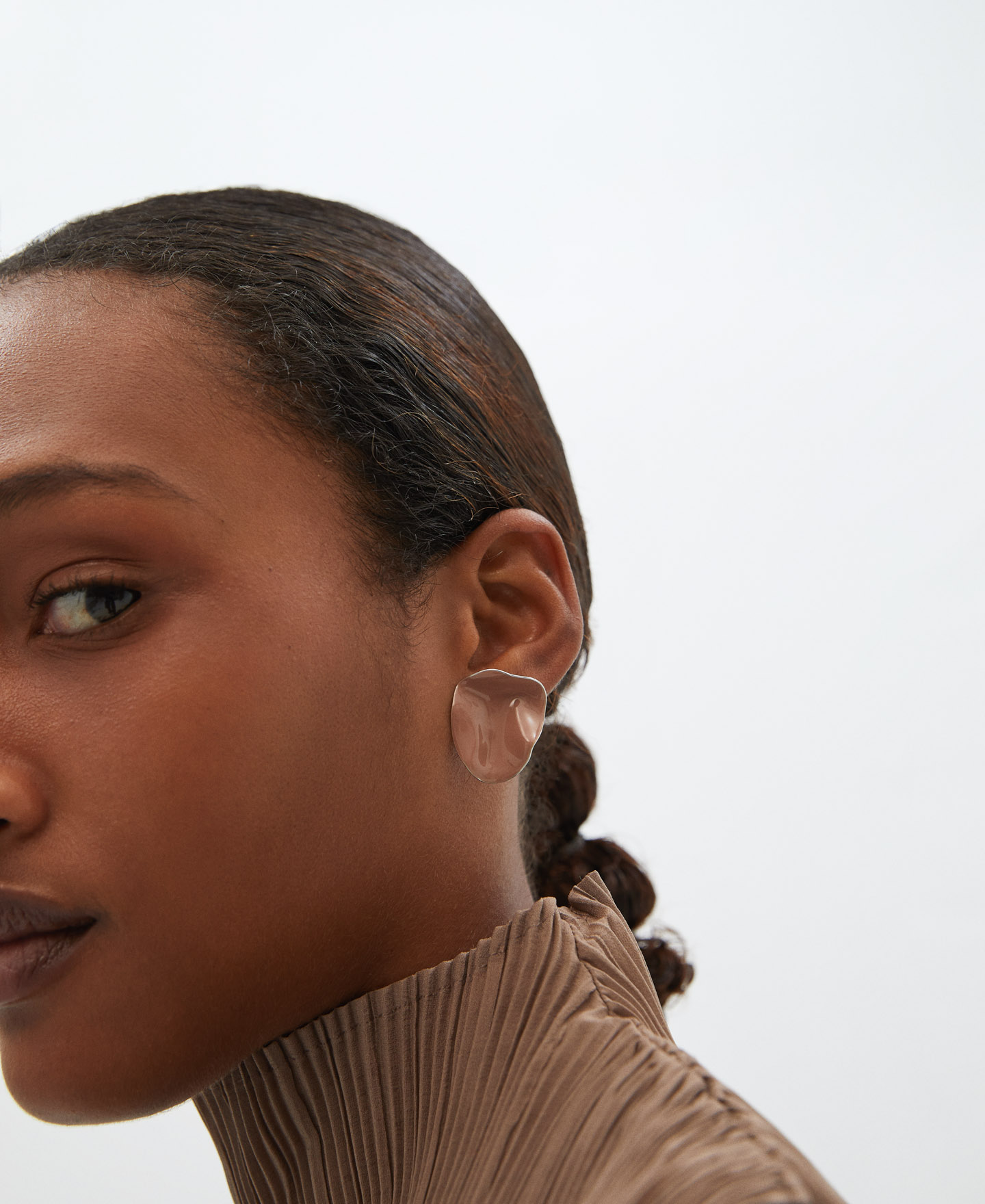 Irregular organic earrings image number 3