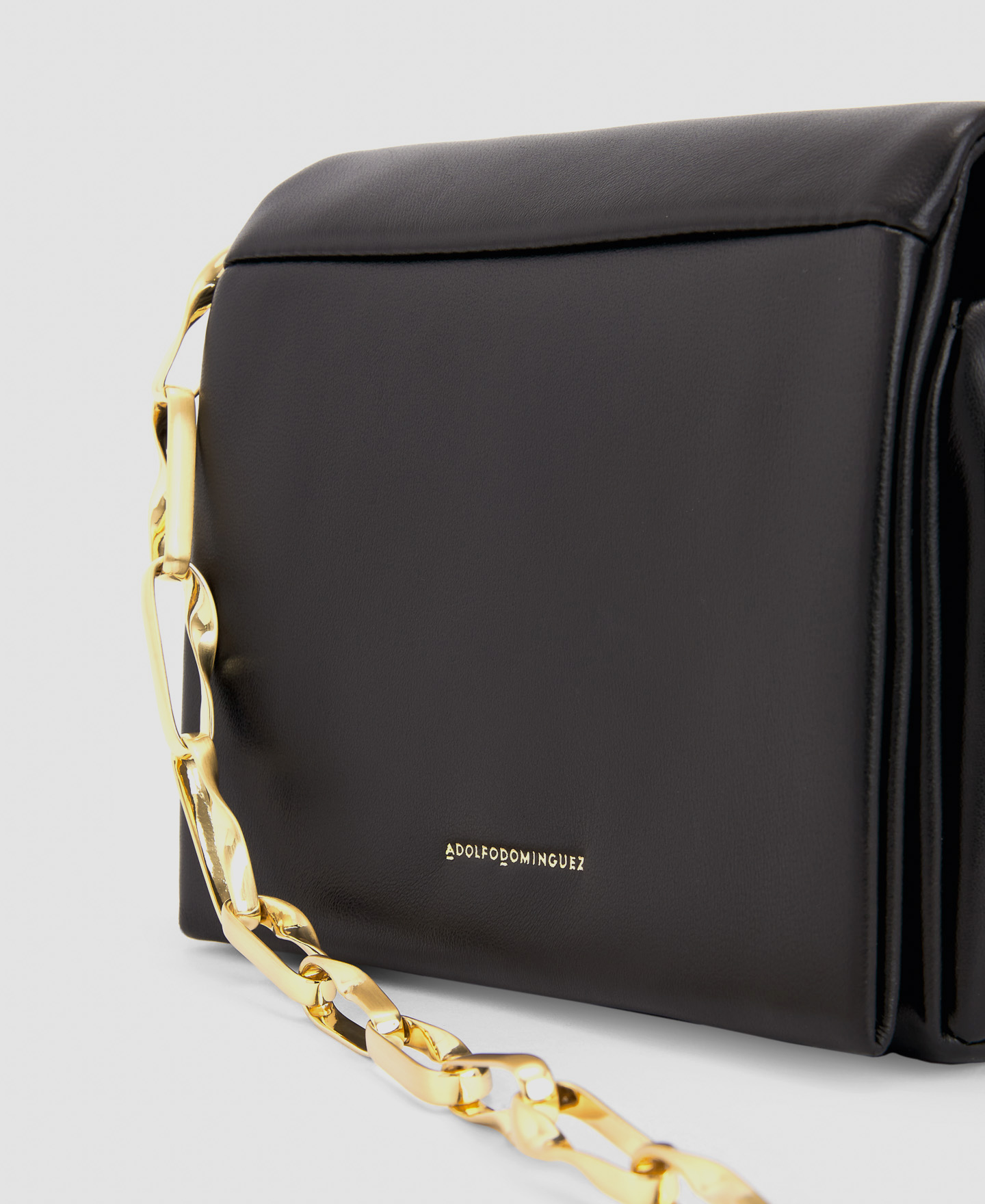 Leather clutch with chain image number 3