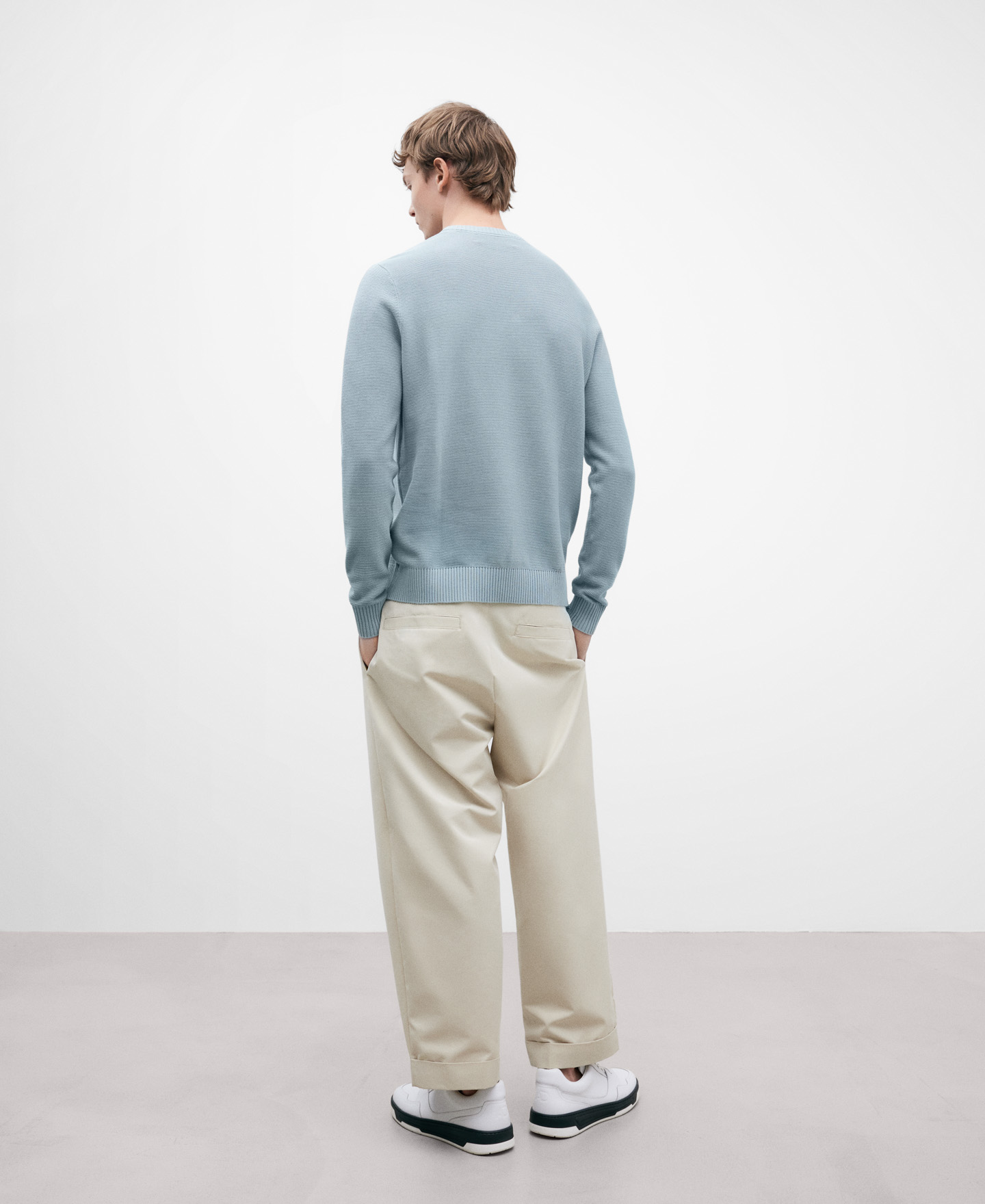 Men's light blue knitted sweater image number 2