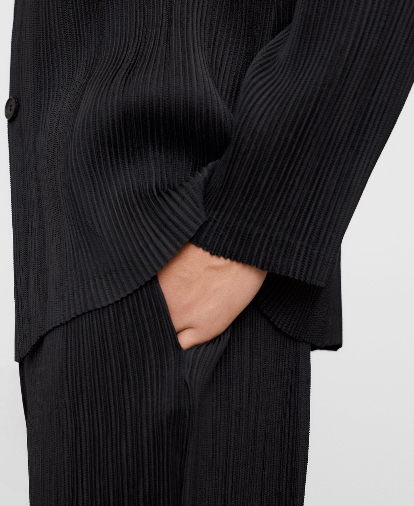 Pantalon crinkle barrel fit image number 3