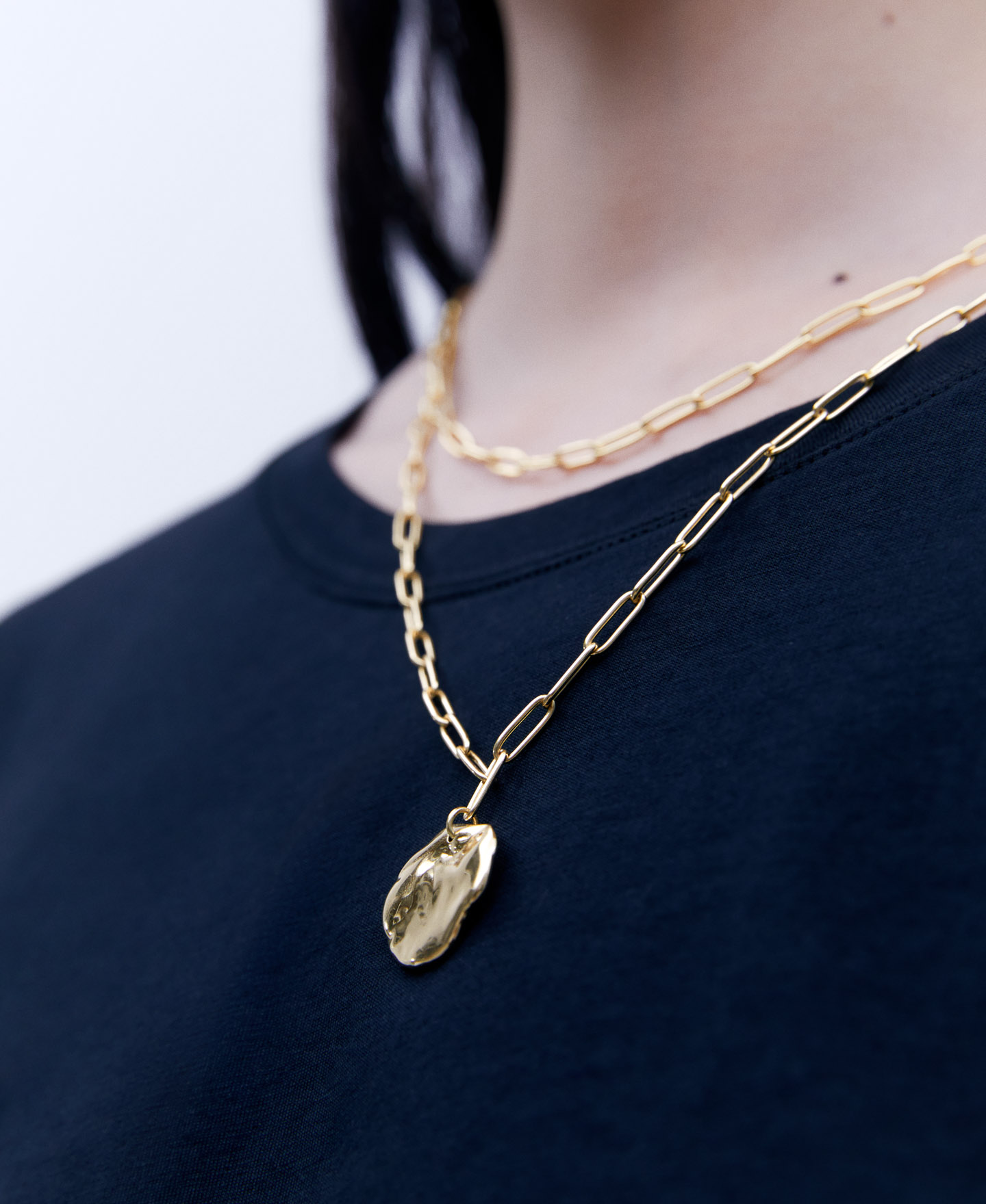 Metal link necklace image number 3