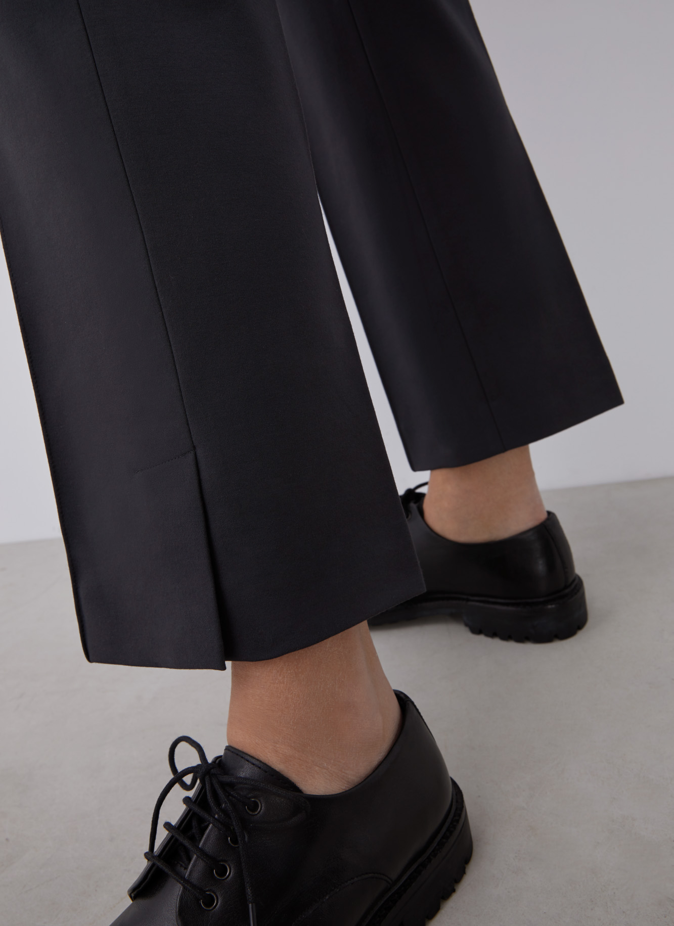 Straight trousers with French seams image number 3