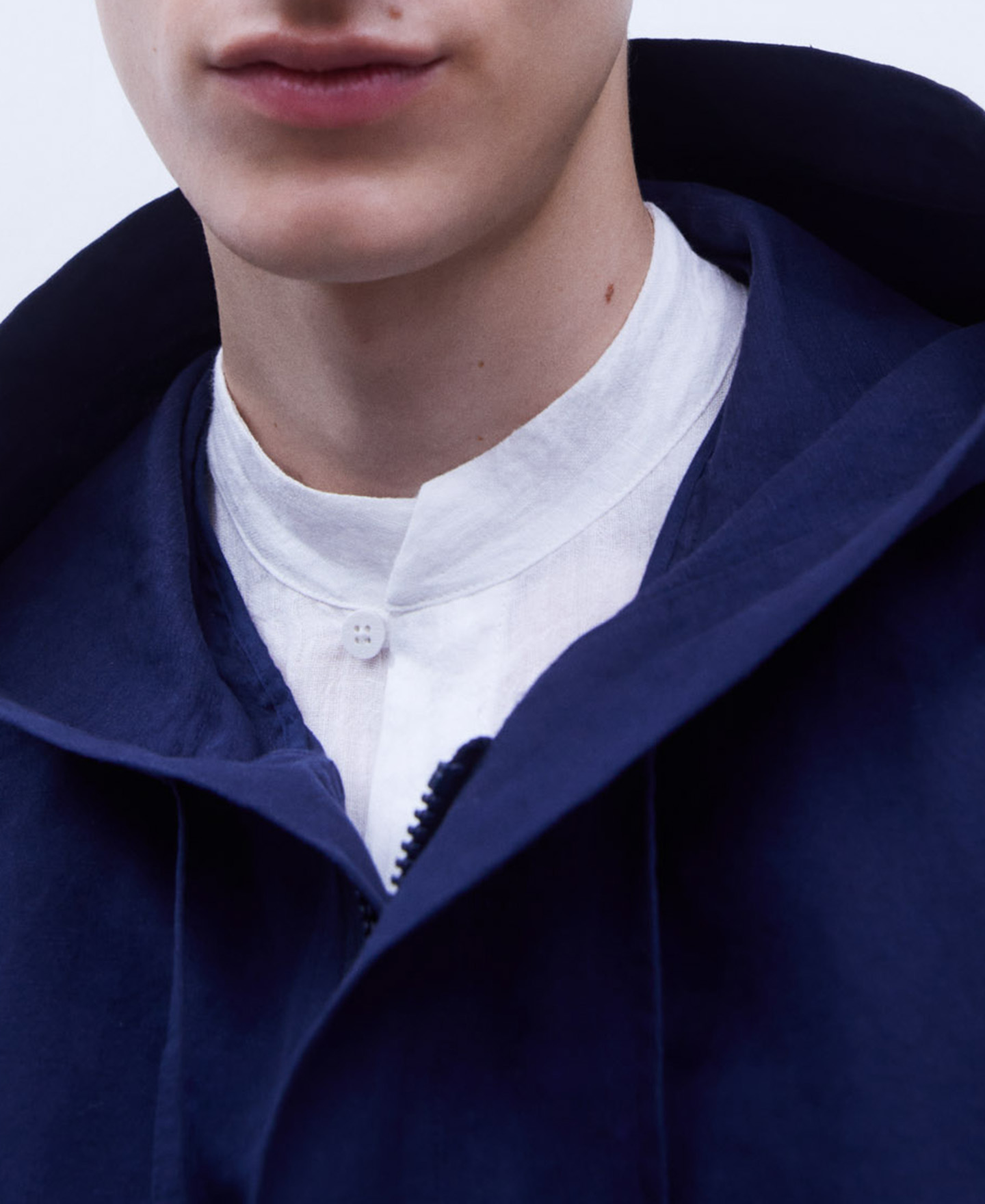 European linen and cotton parka image number 5
