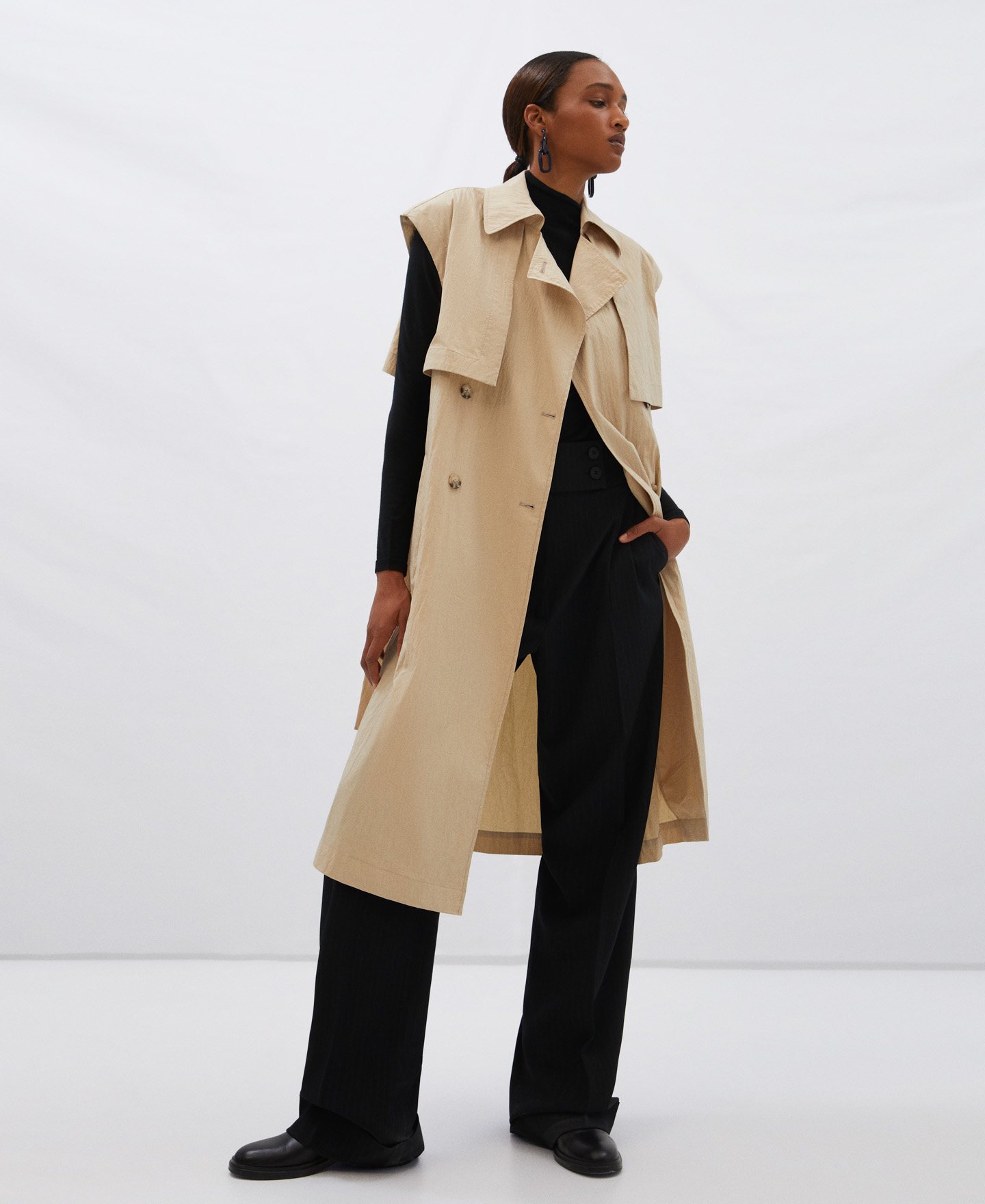 Viscose and nylon sleeveless trench coat image number 1