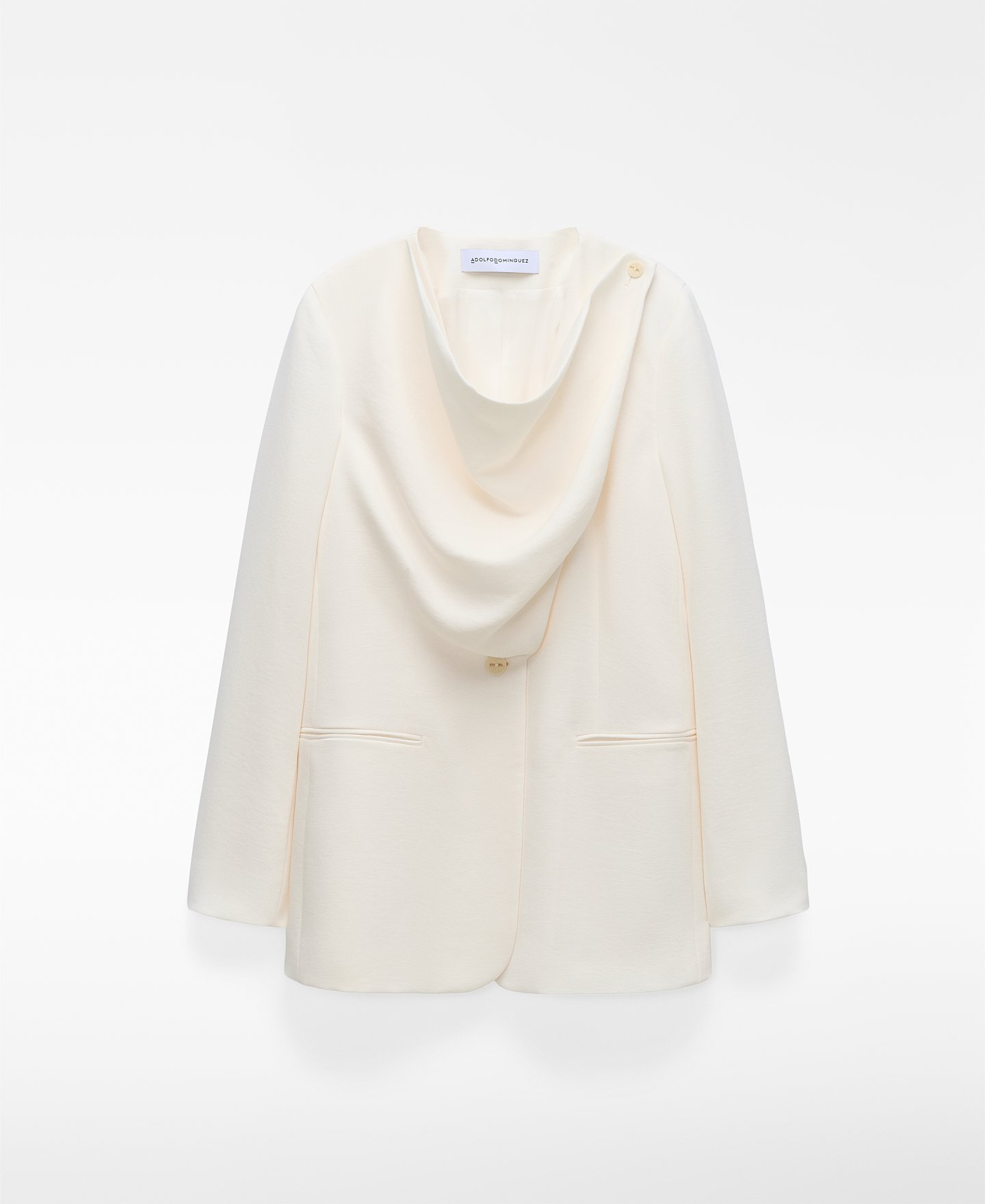 Blazer entallada gesto delantero image number 4